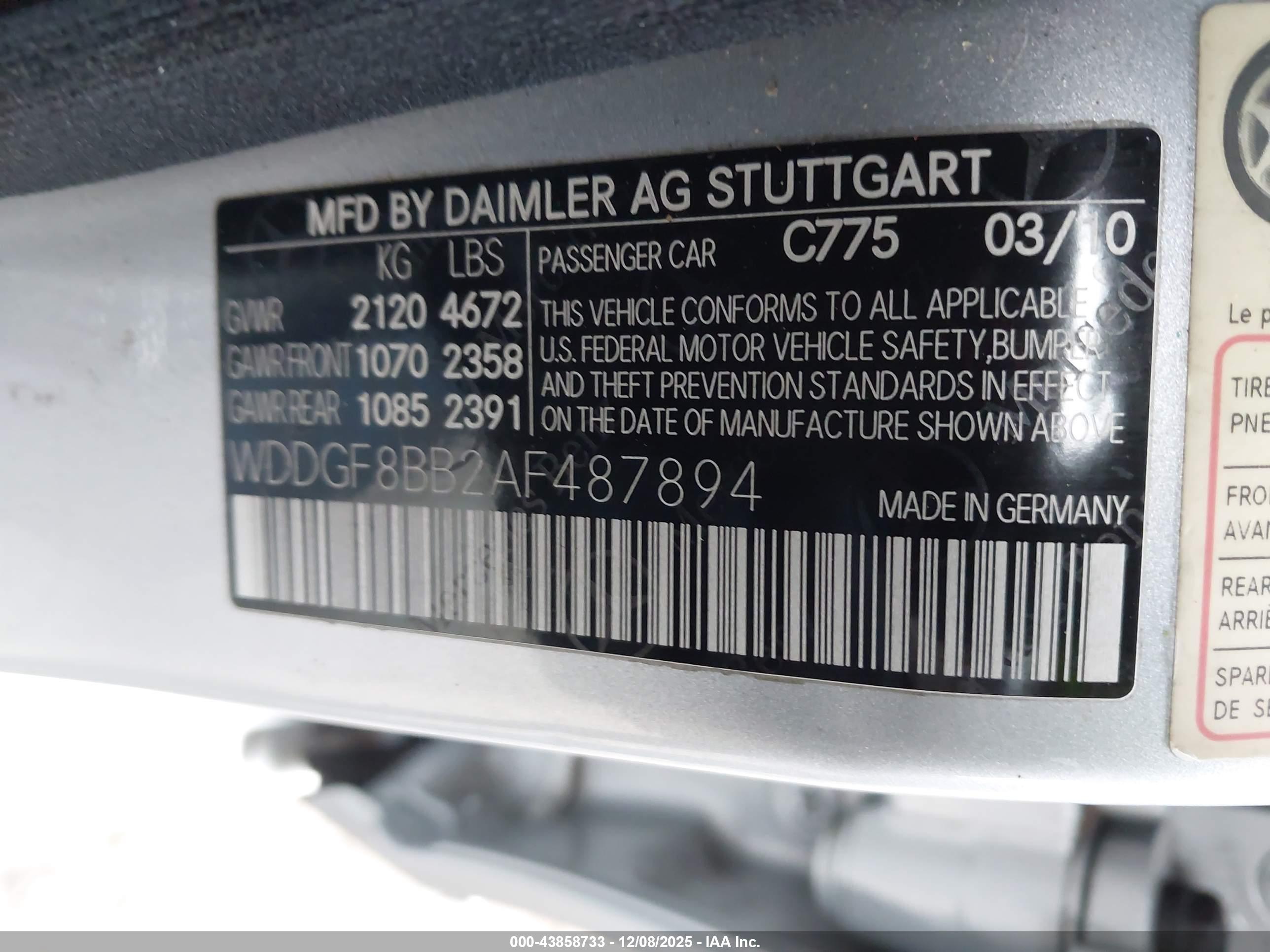 MERCEDES-BENZ C image 9