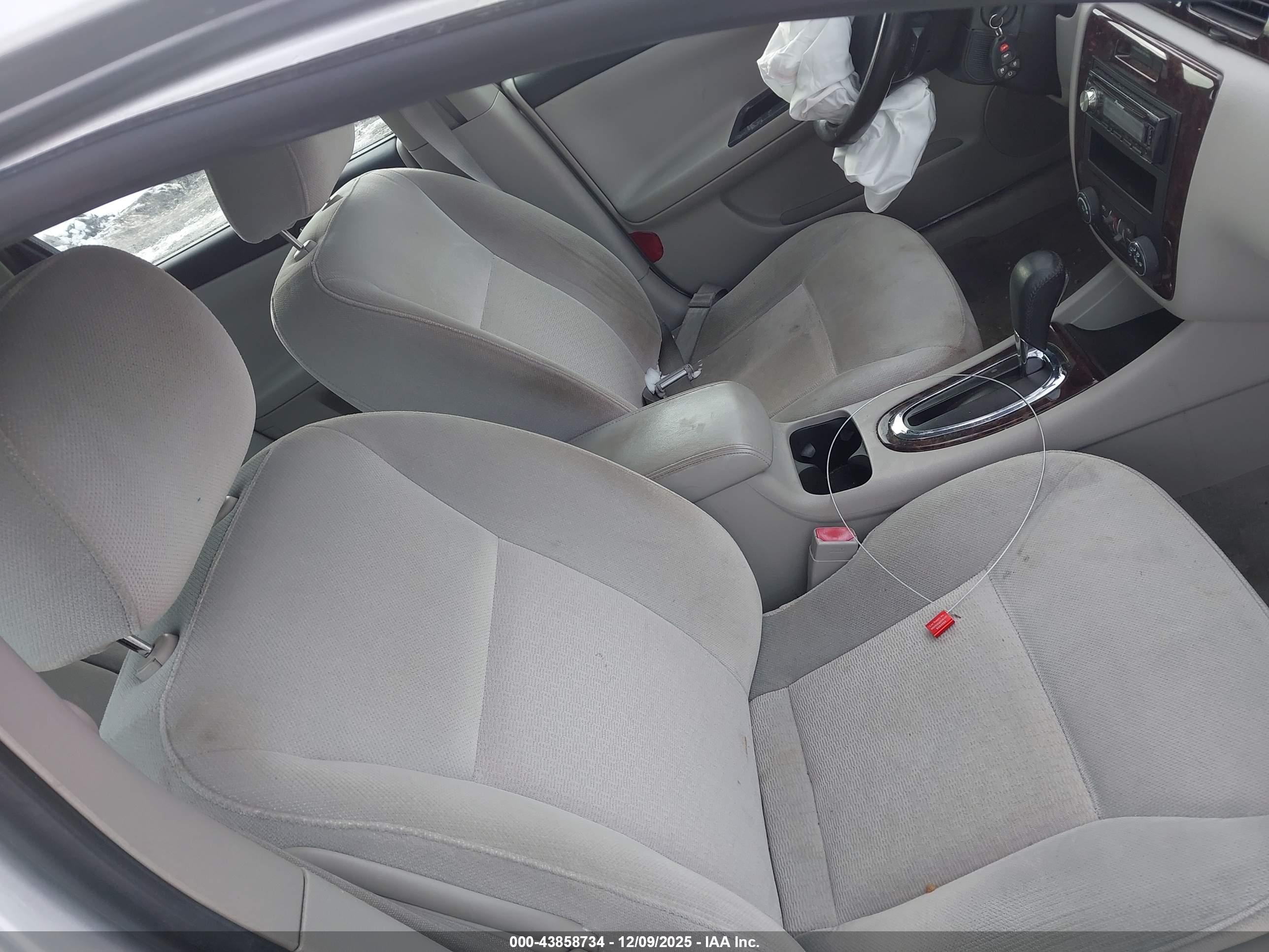 CHEVROLET IMPALA image 5