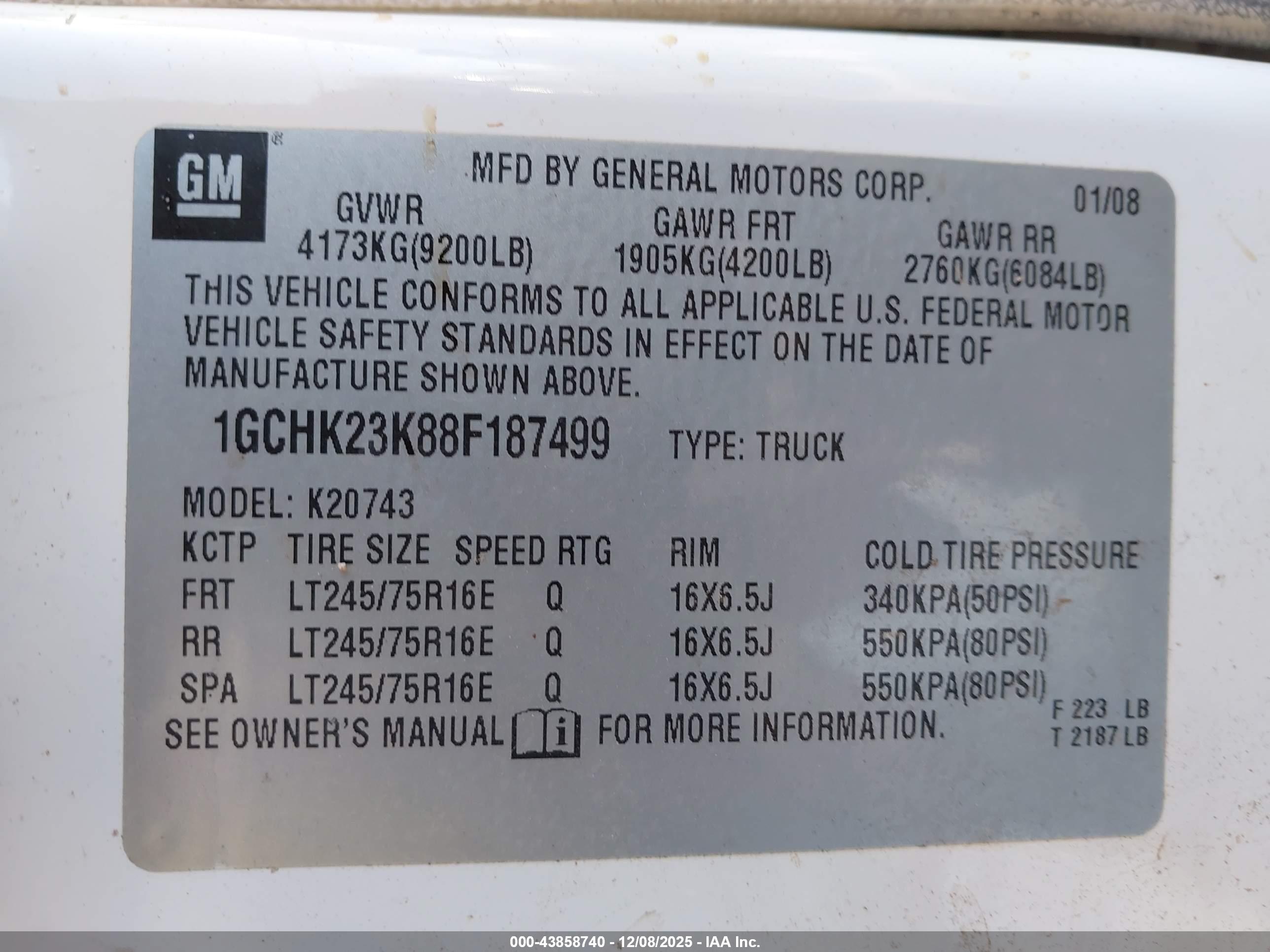 CHEVROLET SILVERADO image 9