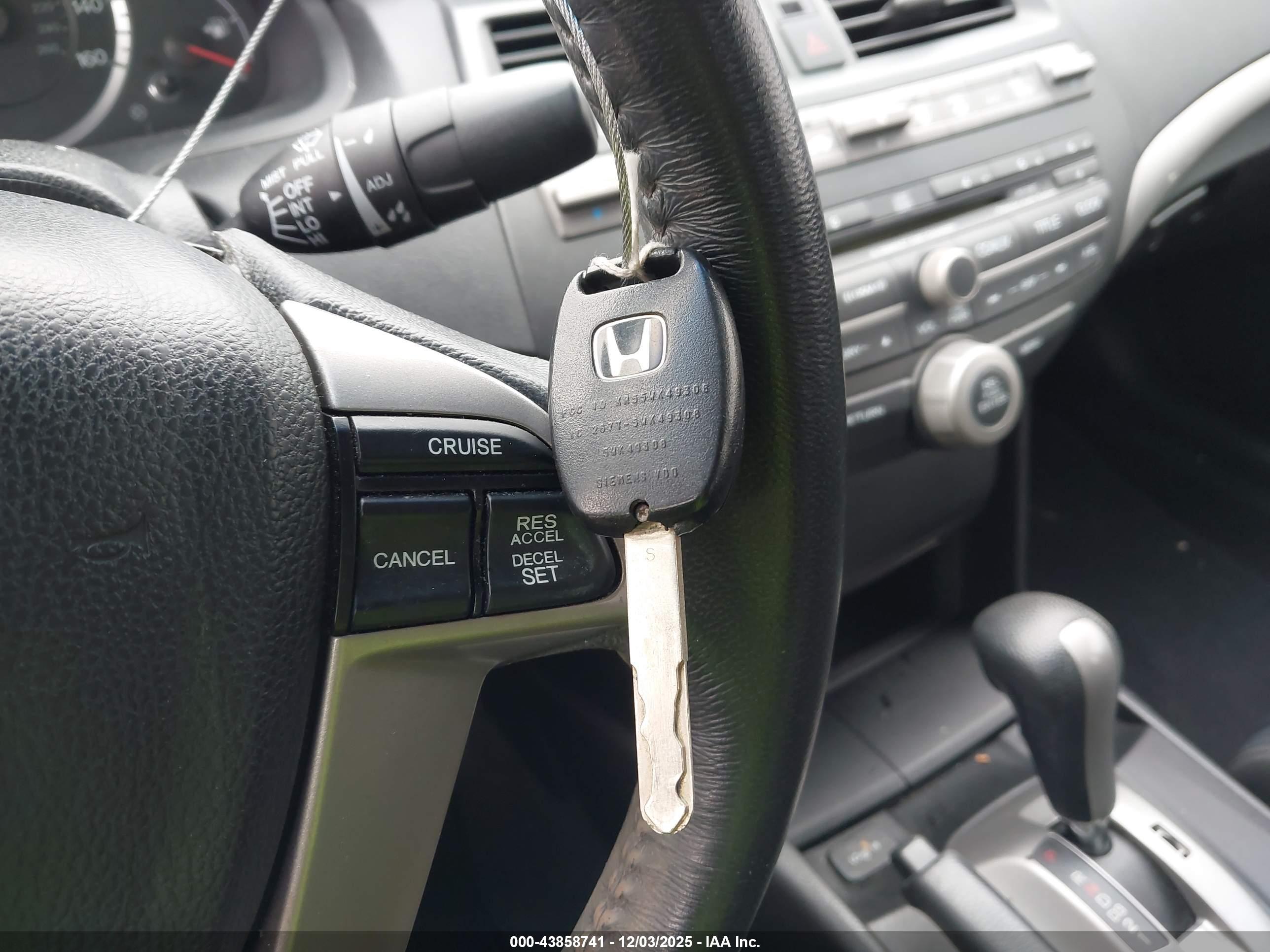 HONDA ACCORD image 11