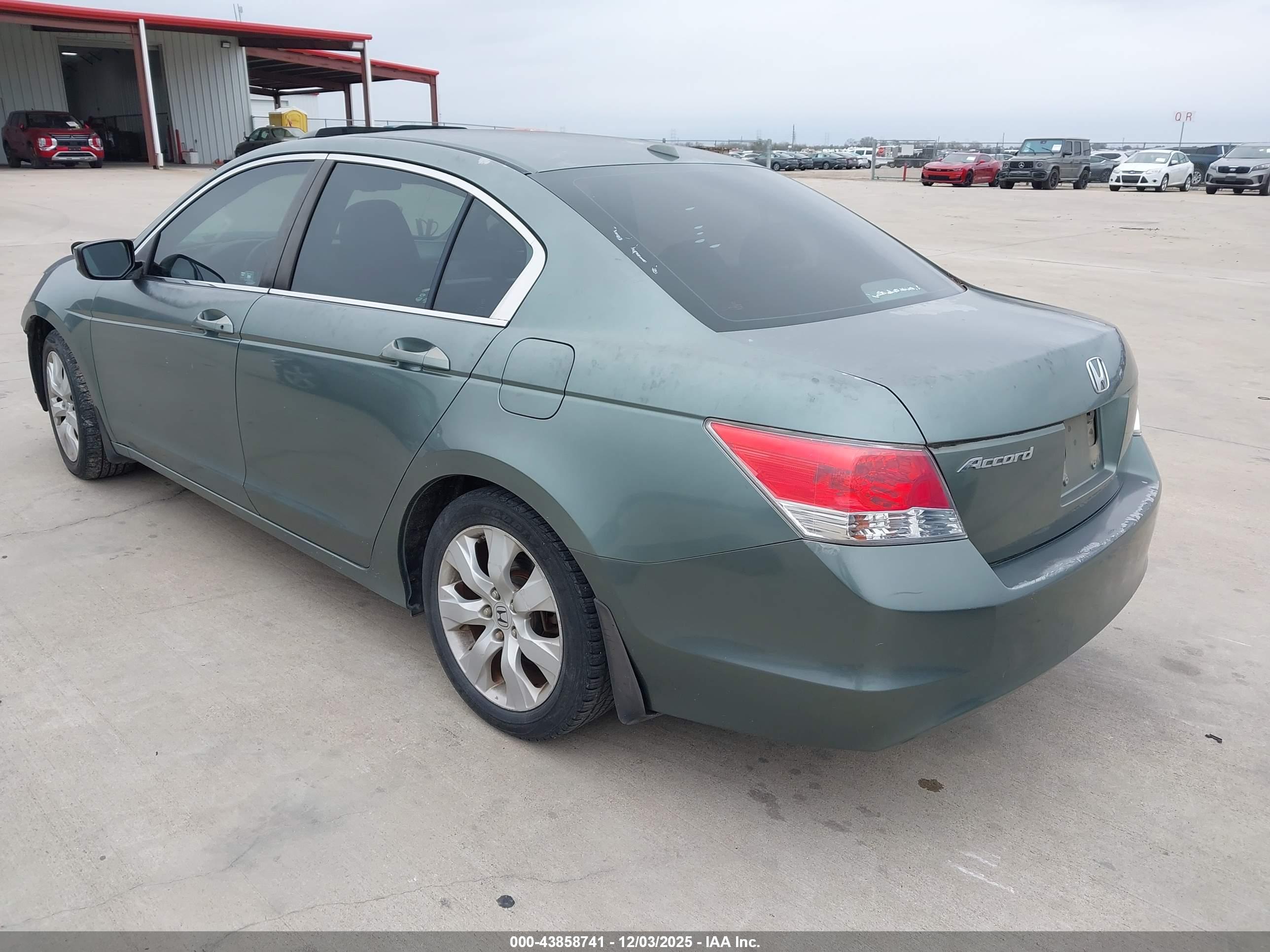 HONDA ACCORD image 3