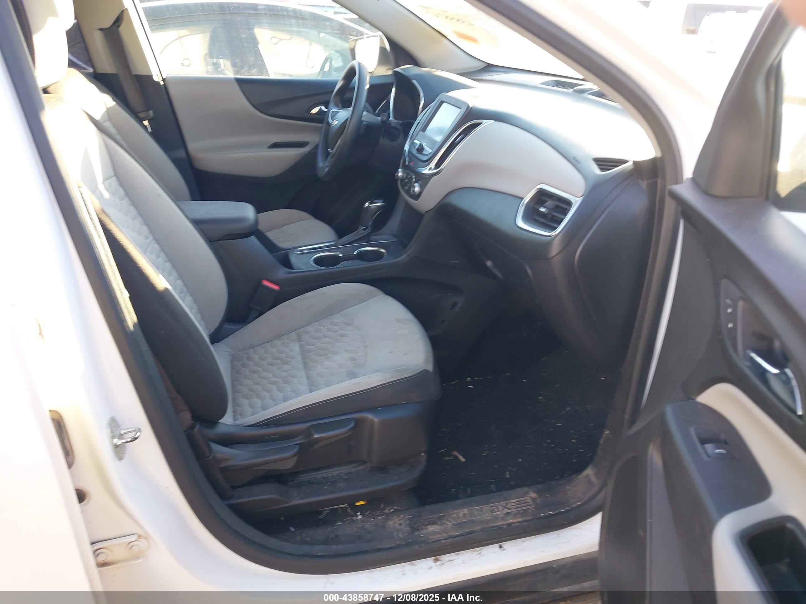 CHEVROLET EQUINOX image 5