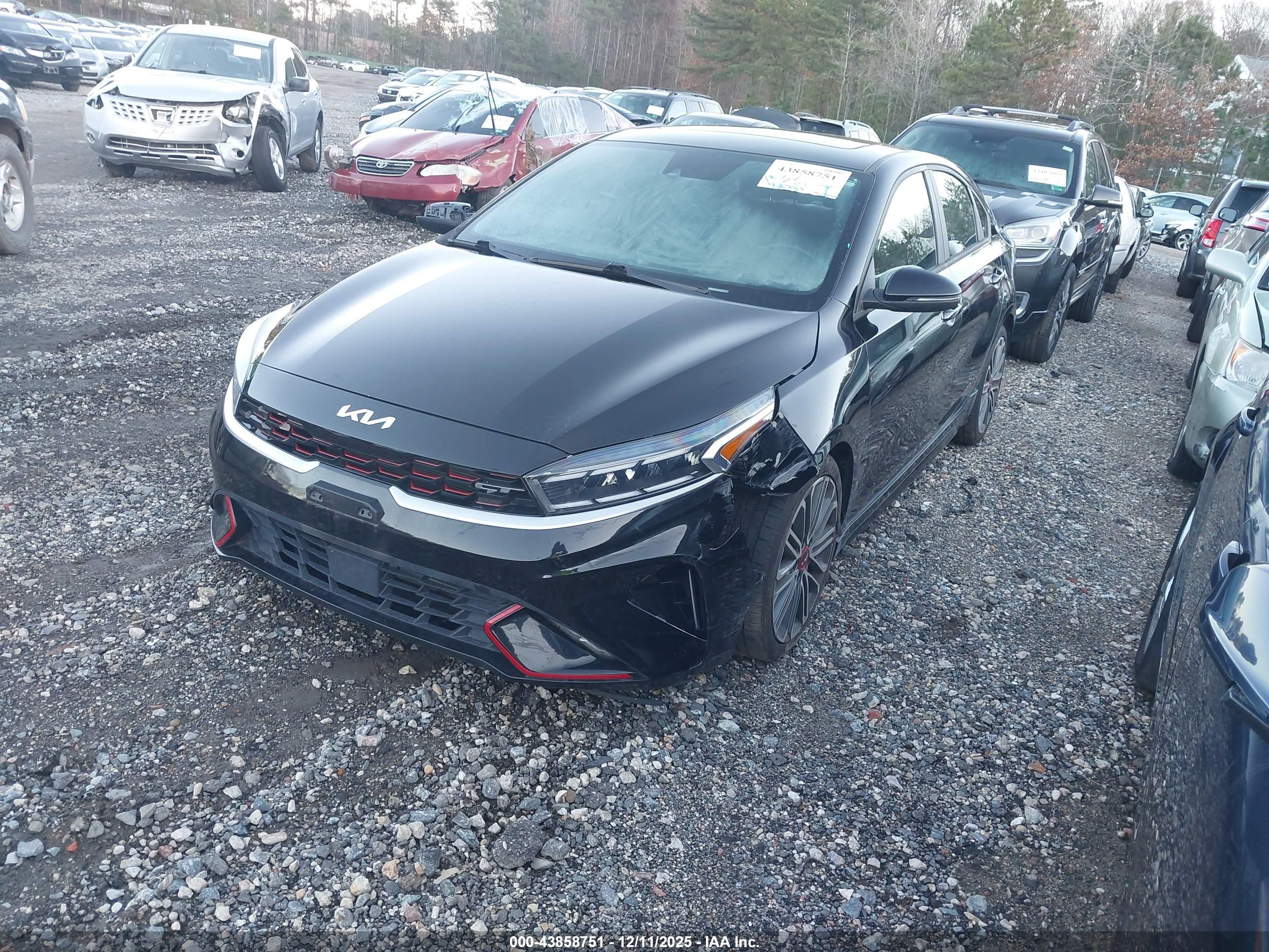 KIA FORTE image 2