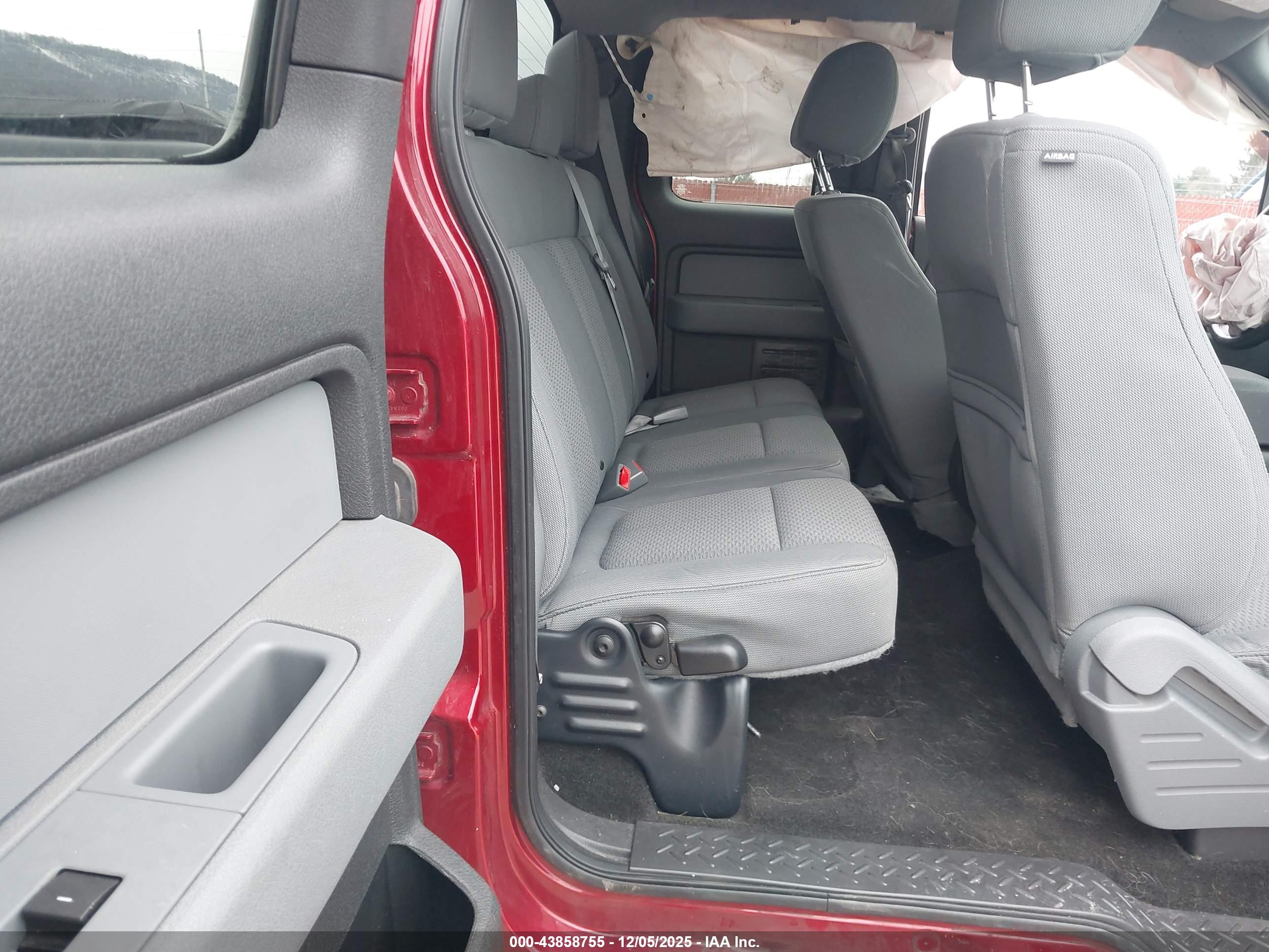 FORD F-150 image 8