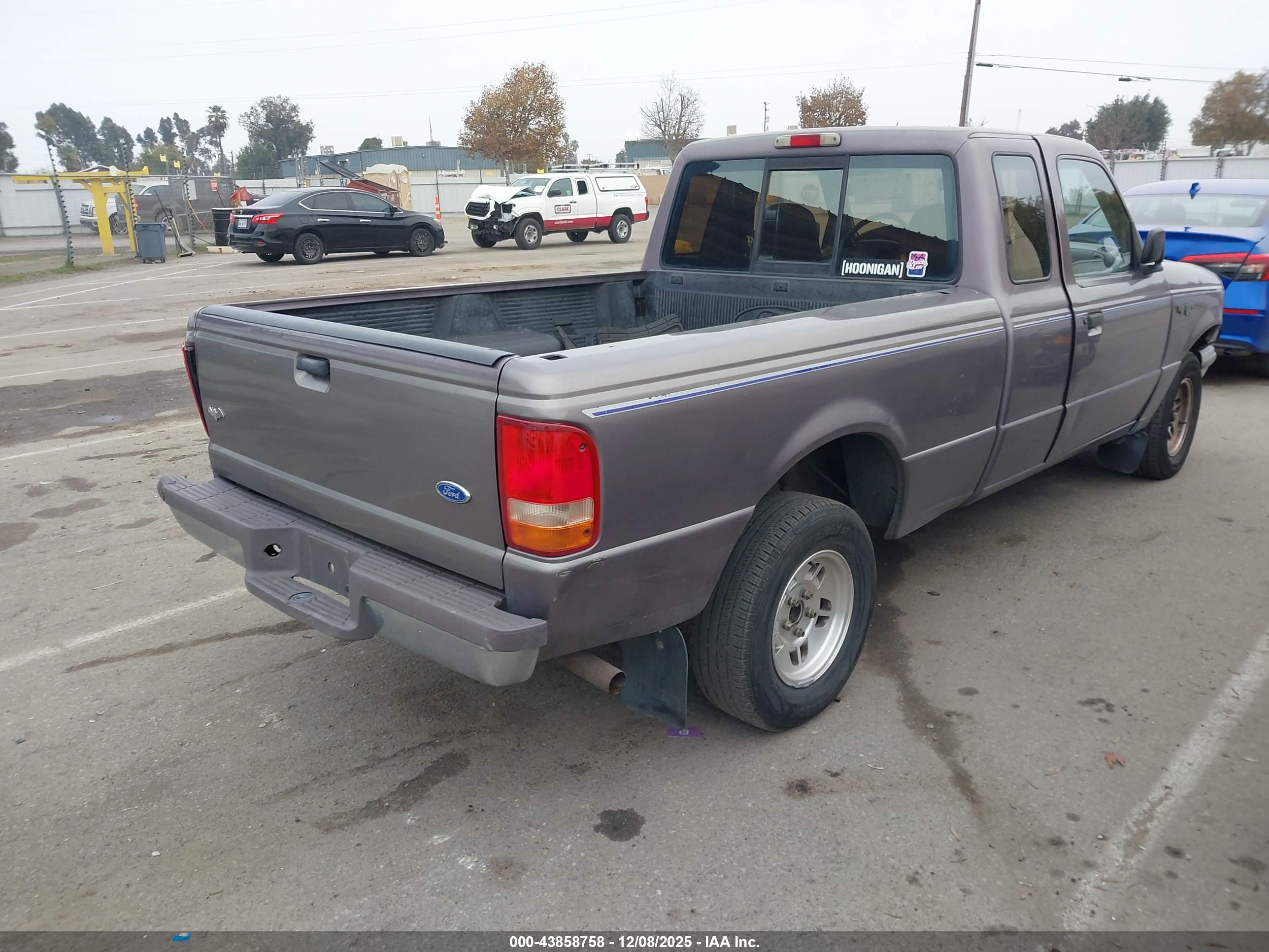 FORD RANGER image 4