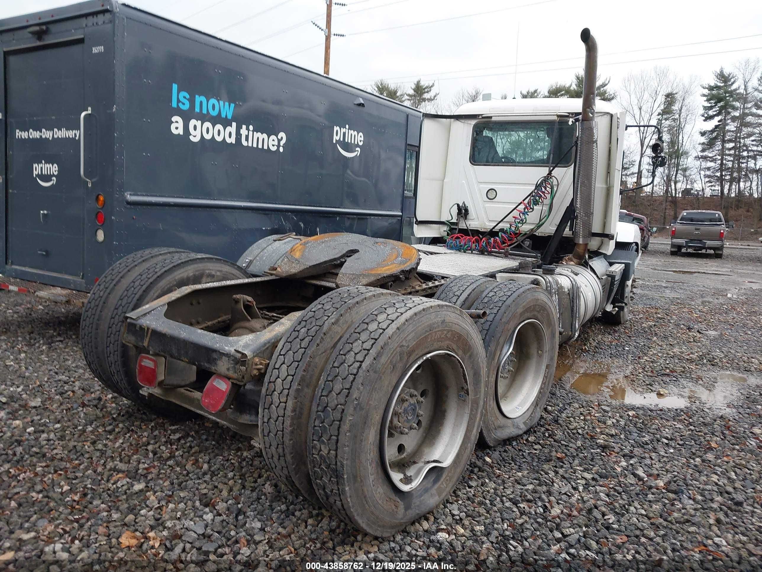 MACK ANTHEM image 4