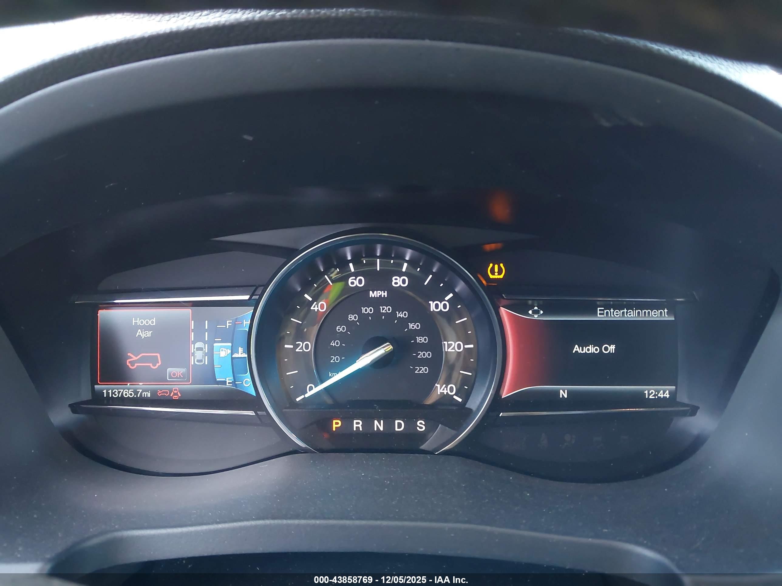 FORD EXPLORER image 7