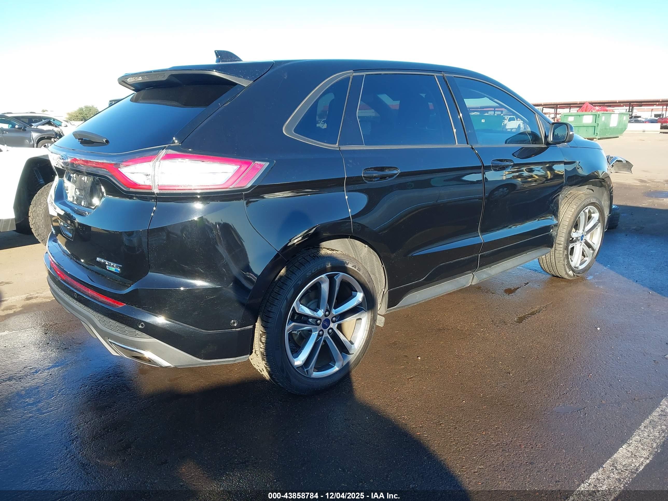 FORD EDGE image 4
