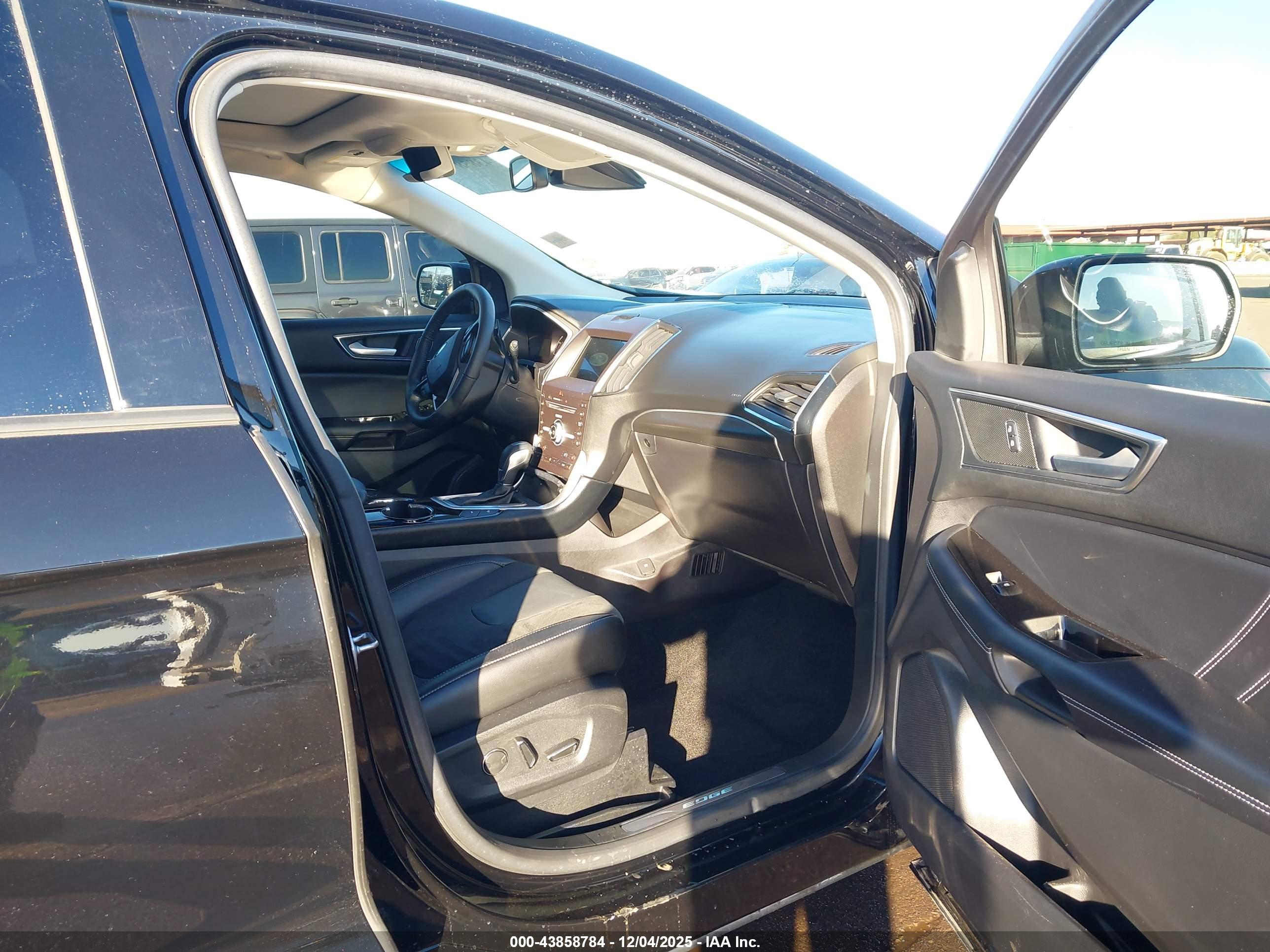 FORD EDGE image 5