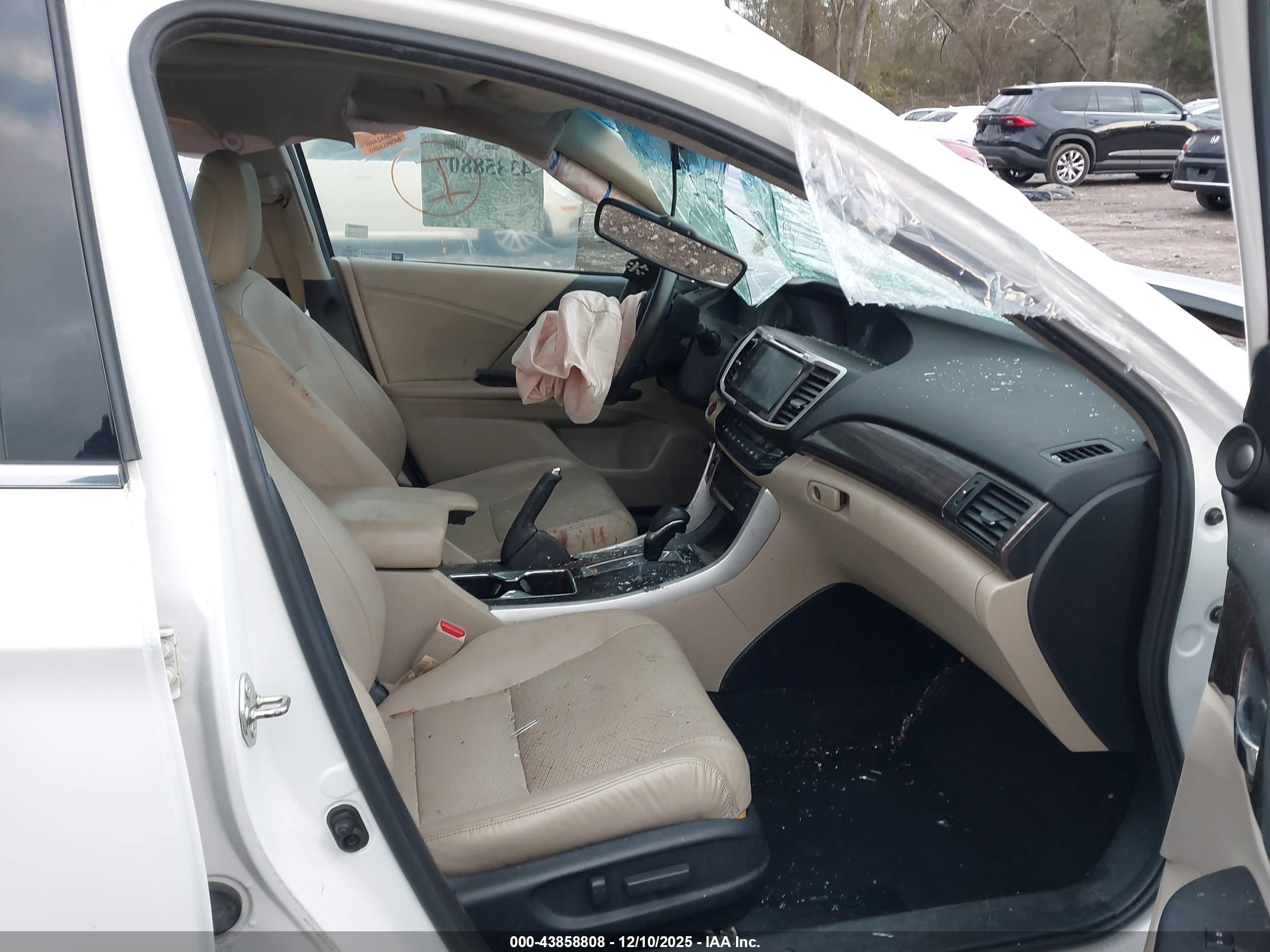 HONDA ACCORD image 5