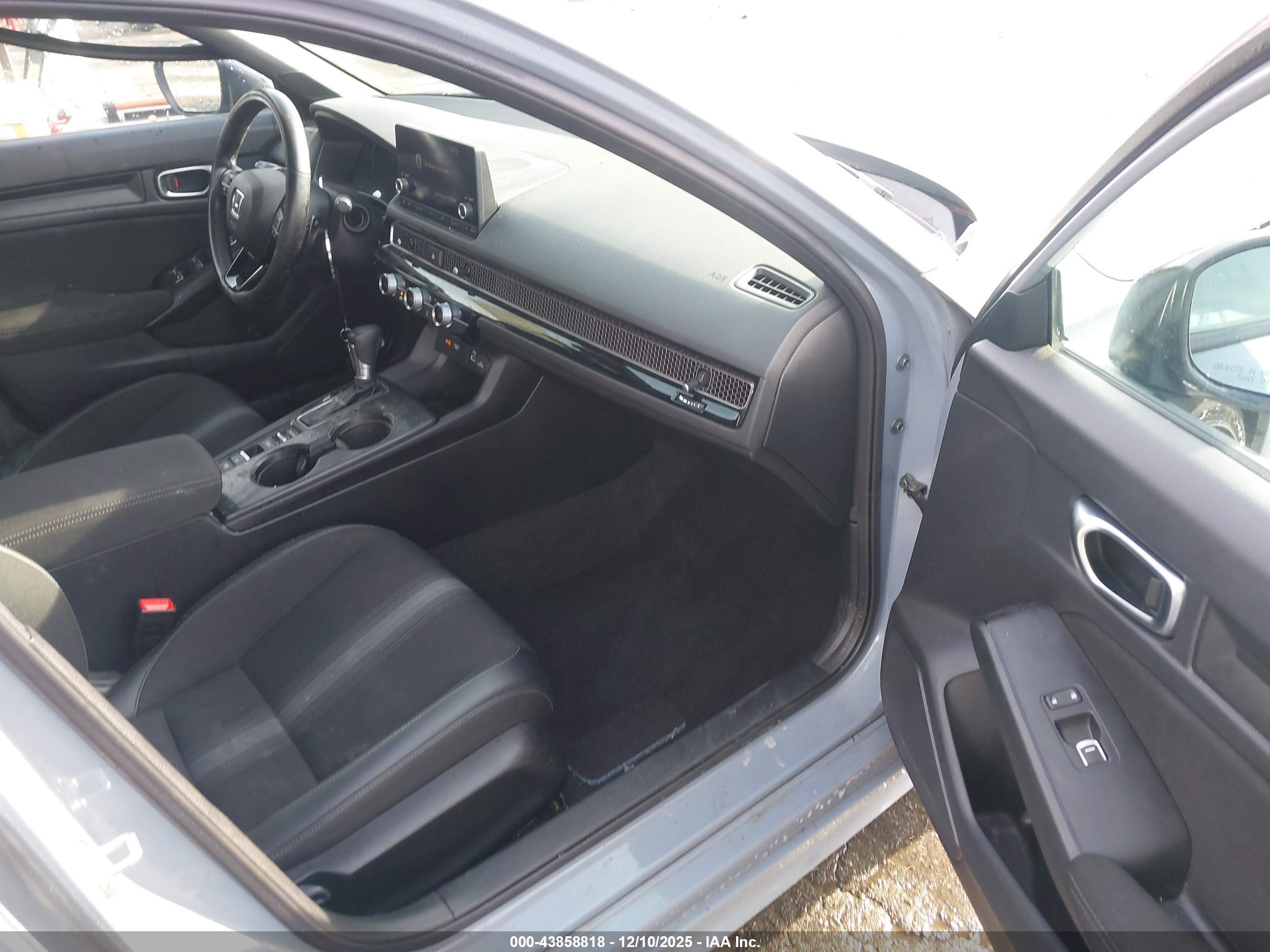 HONDA CIVIC image 5