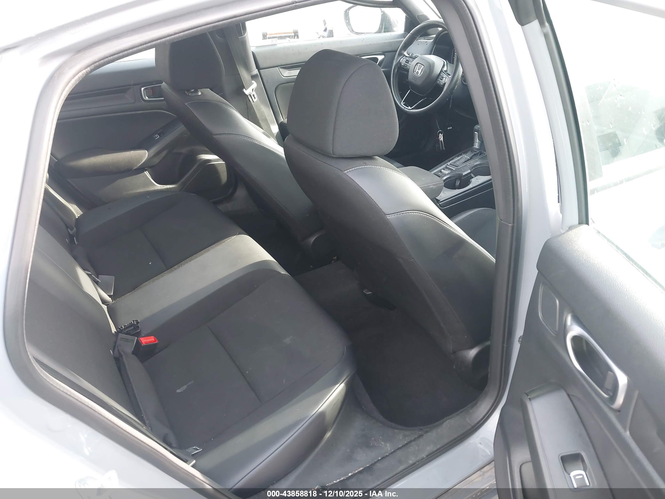 HONDA CIVIC image 8