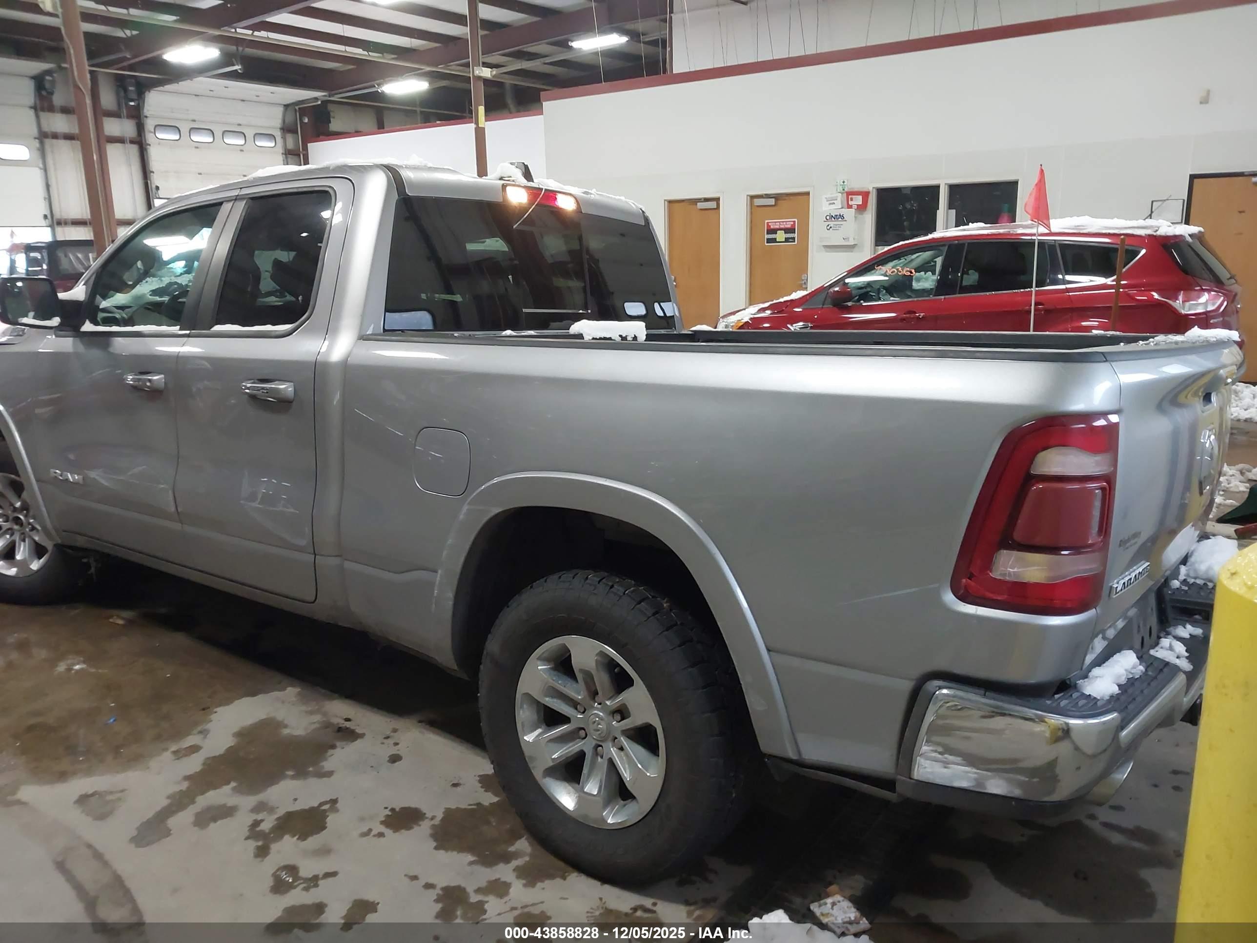 RAM 1500 image 3