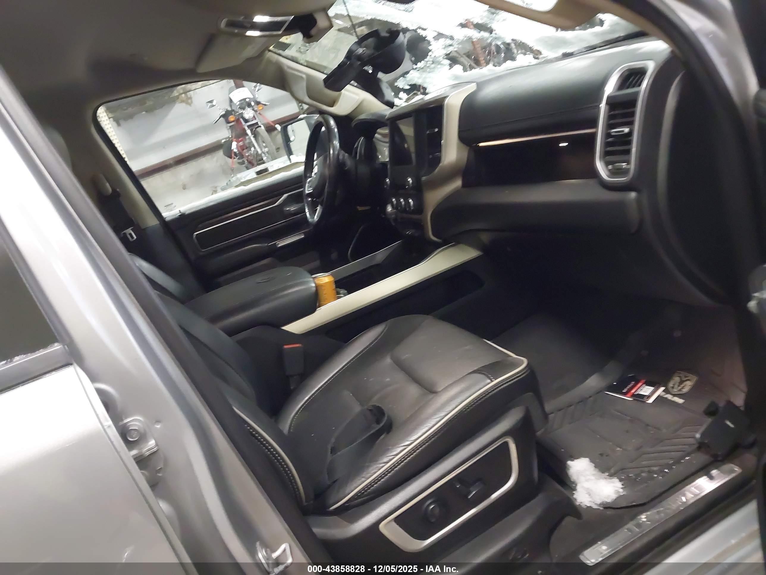 RAM 1500 image 5