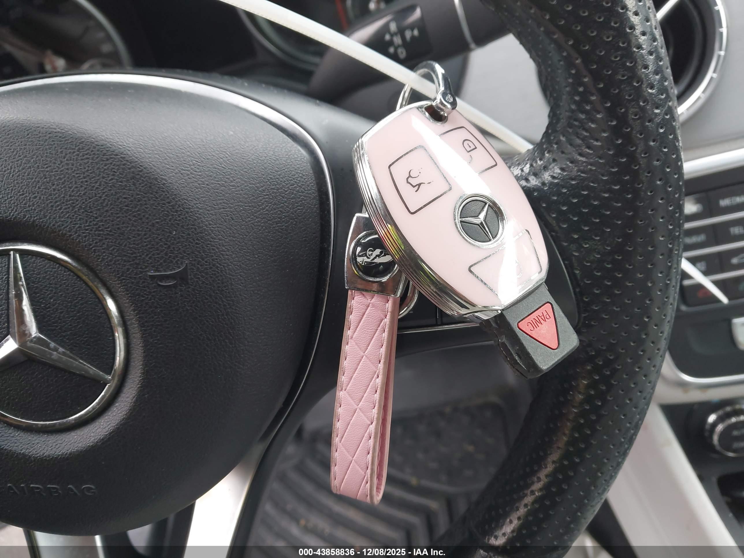 MERCEDES-BENZ CLA image 11