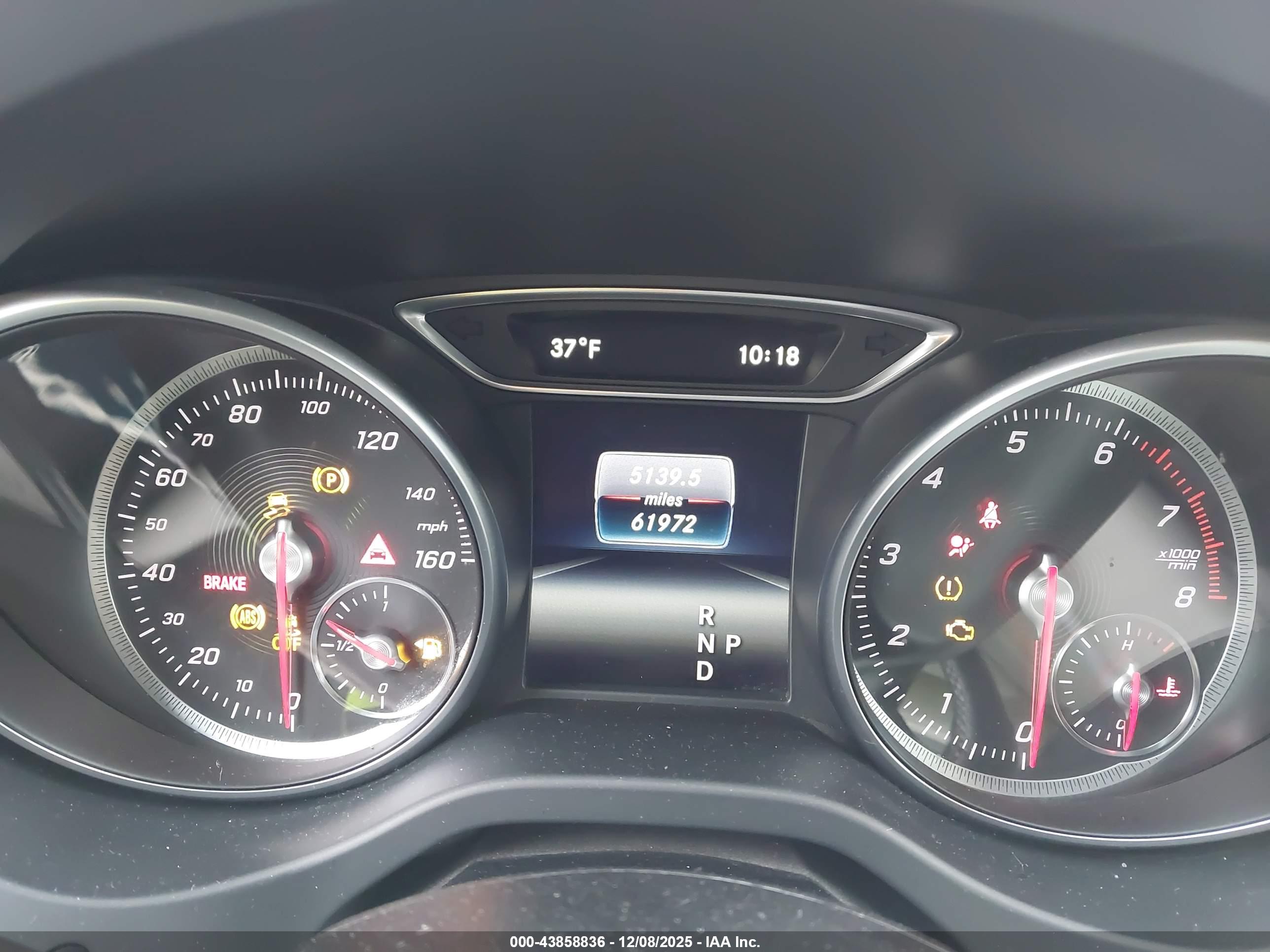 MERCEDES-BENZ CLA image 7