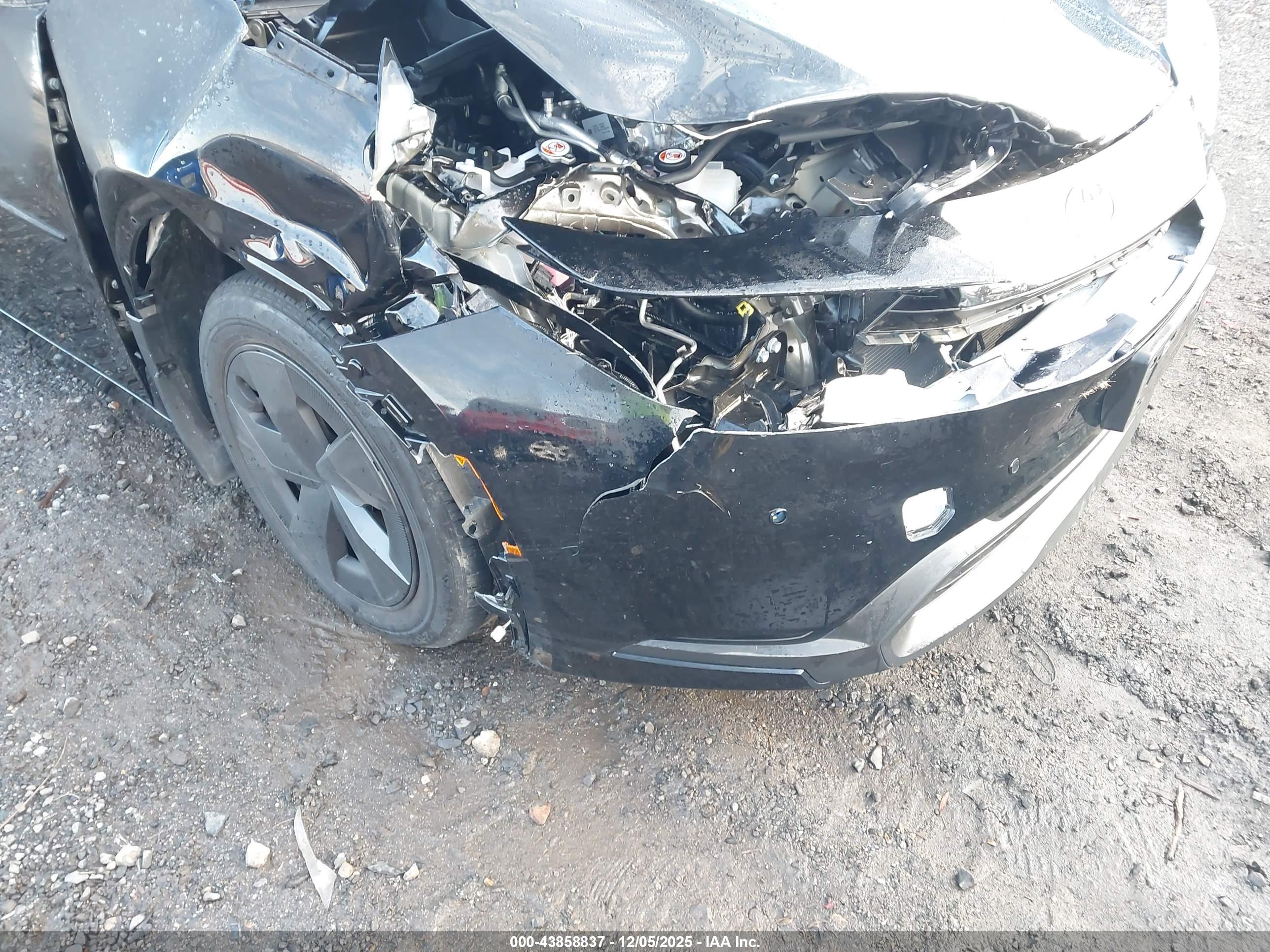 TOYOTA PRIUS image 6