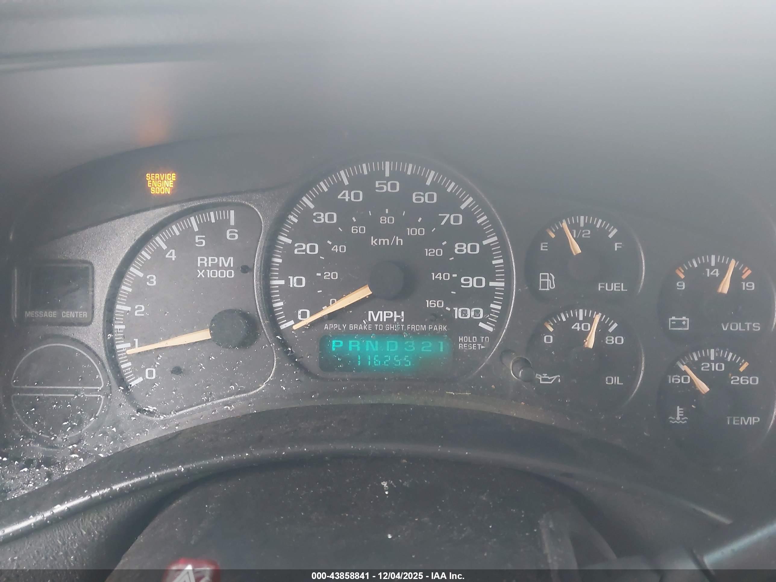 CHEVROLET SILVERADO image 7