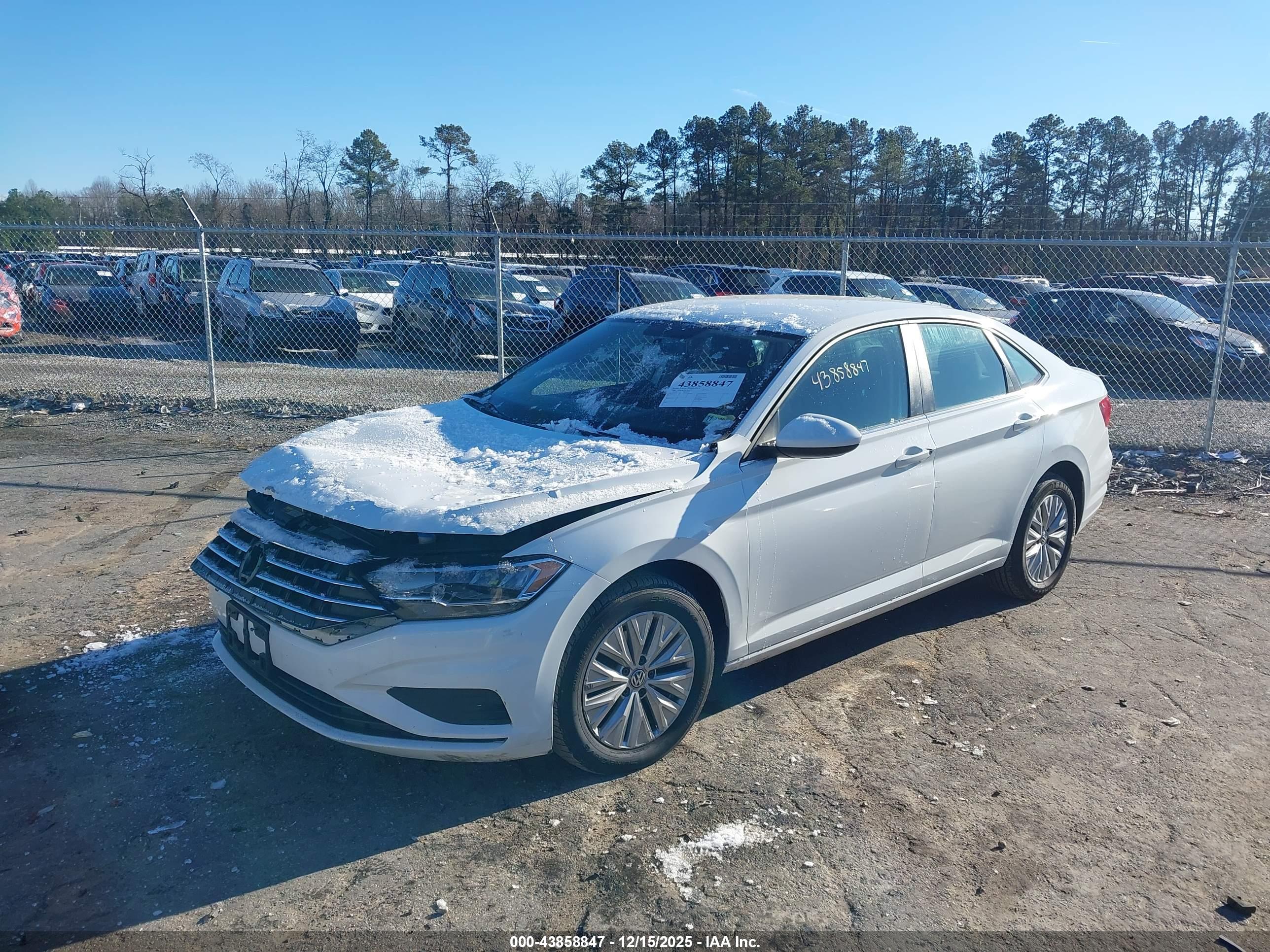 VOLKSWAGEN JETTA image 2