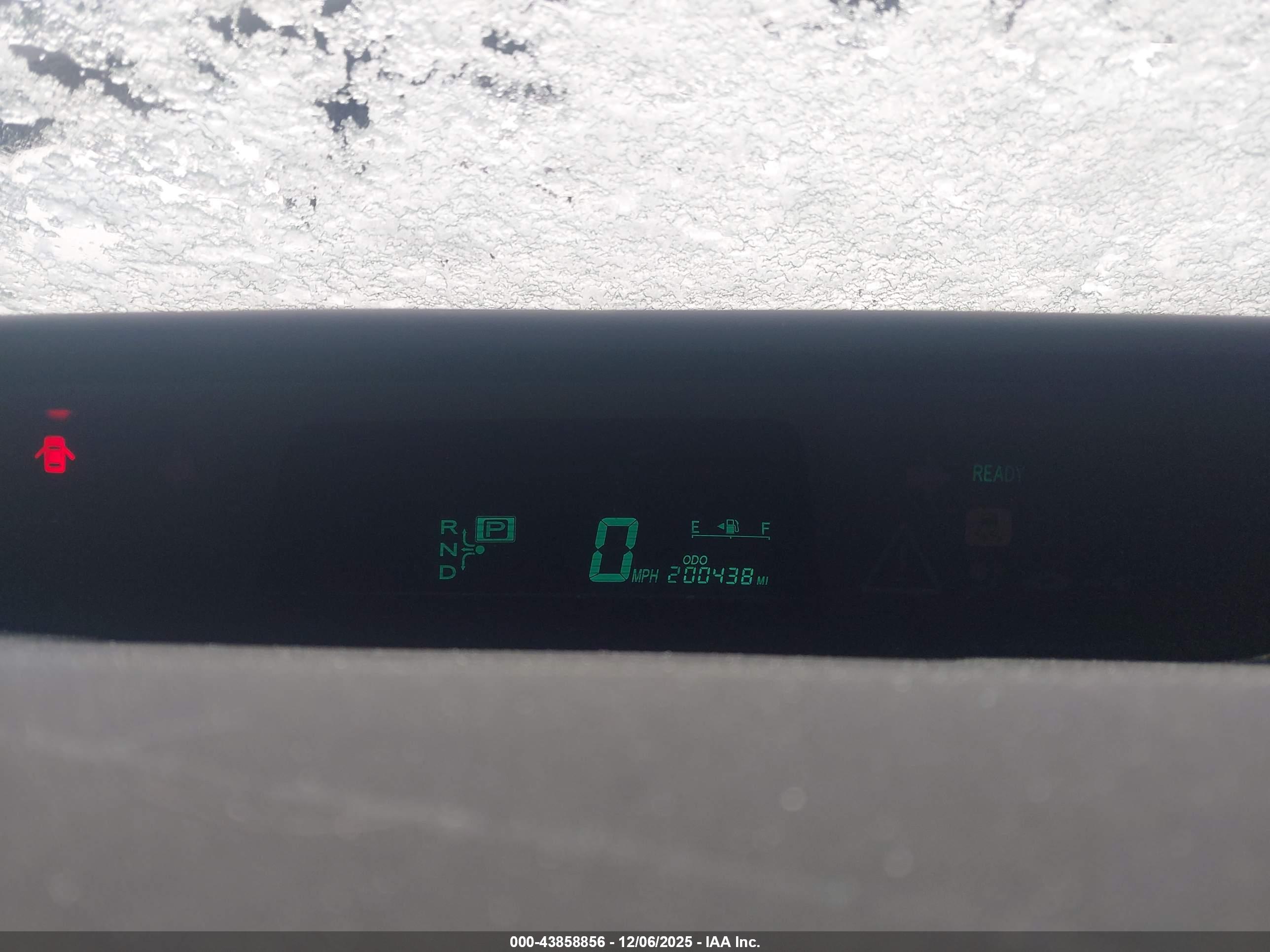 TOYOTA PRIUS image 7
