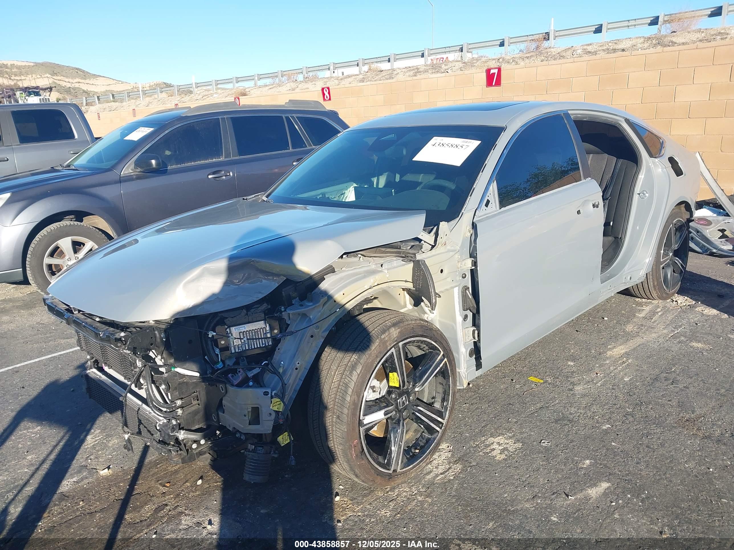 HONDA ACCORD image 2