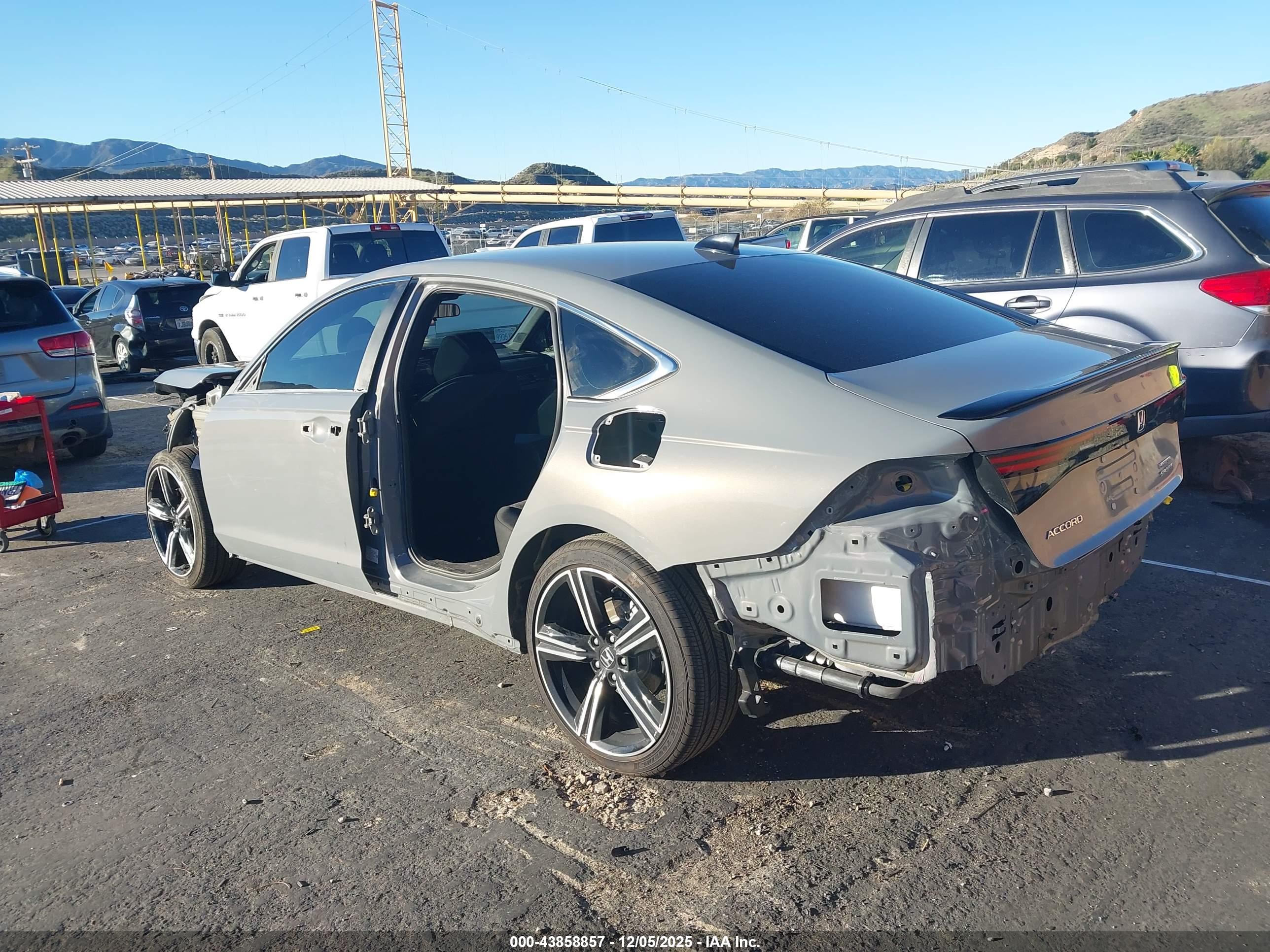 HONDA ACCORD image 3