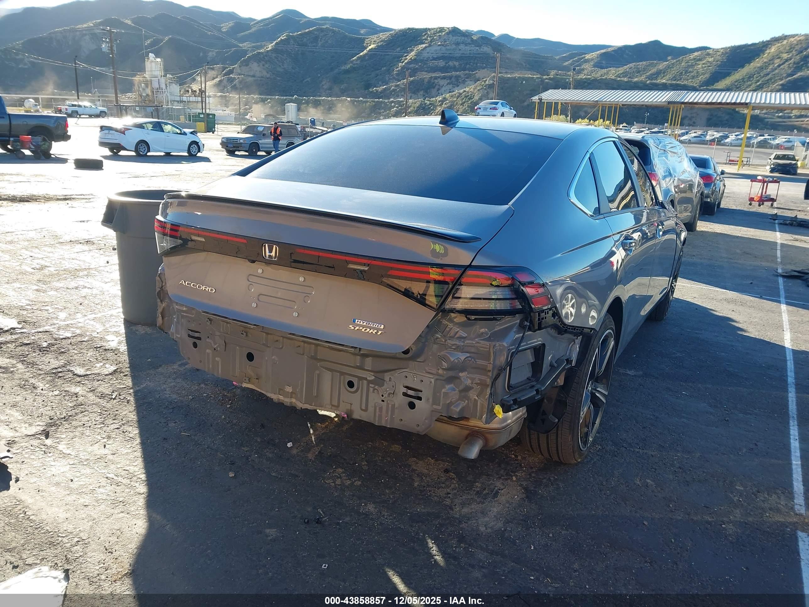 HONDA ACCORD image 4