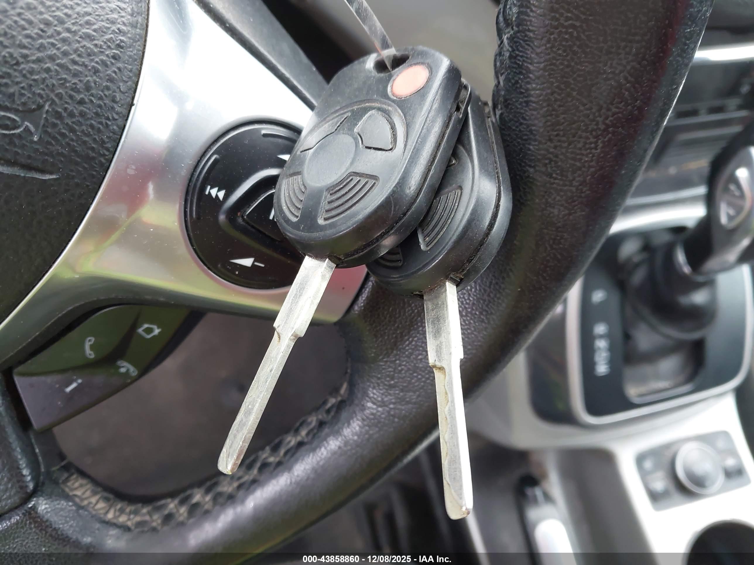 FORD ESCAPE image 11
