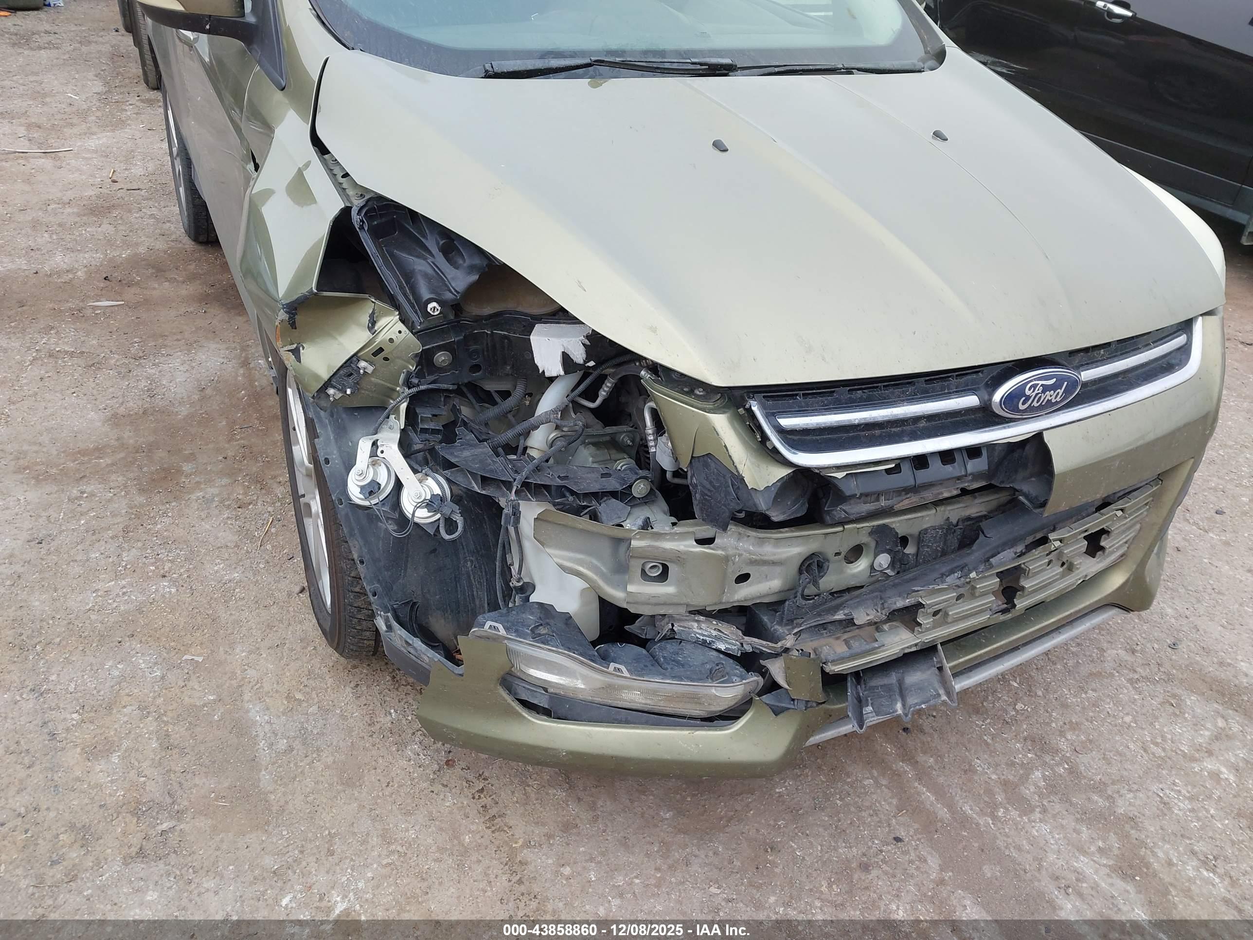 FORD ESCAPE image 6