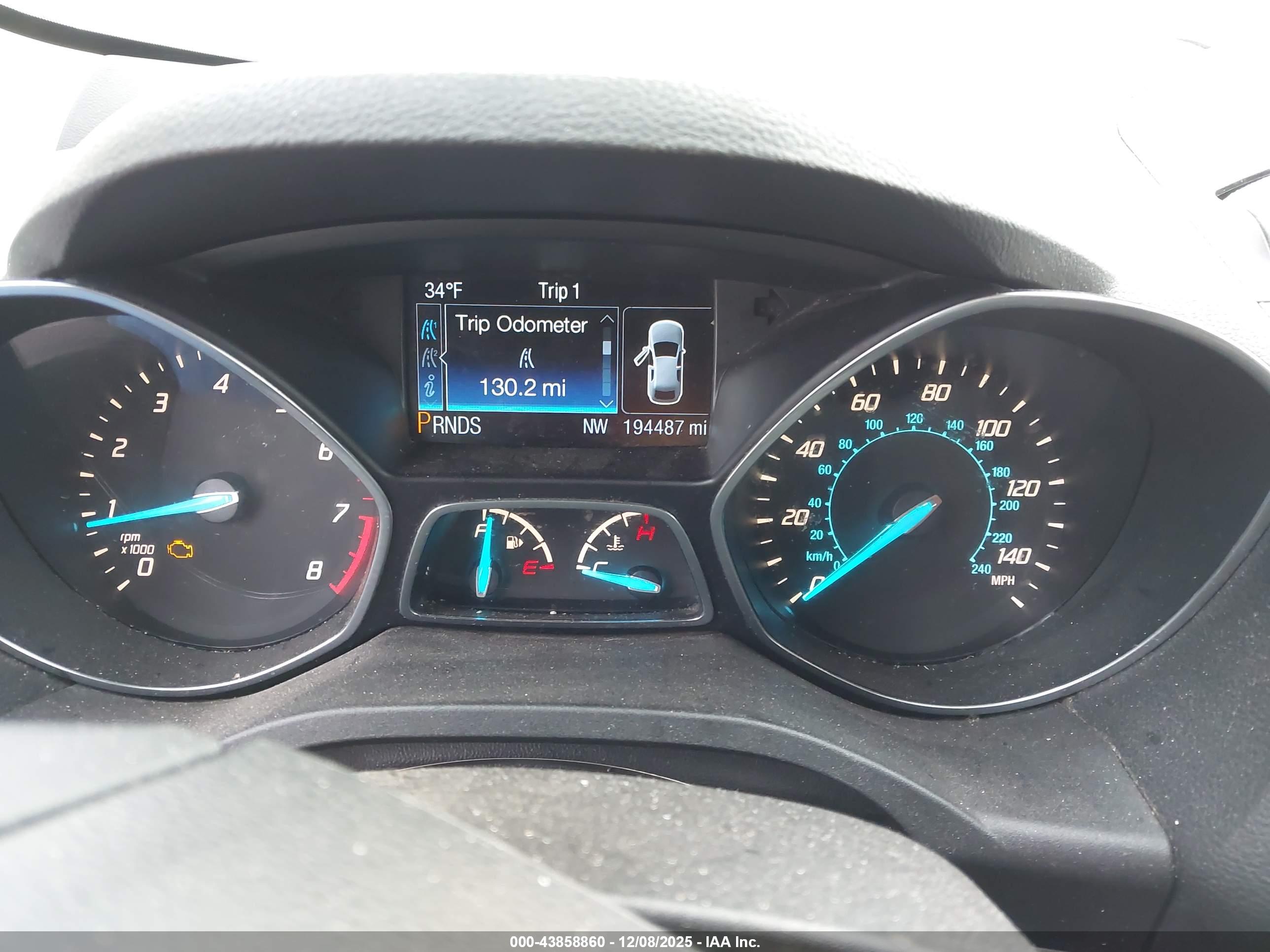FORD ESCAPE image 7
