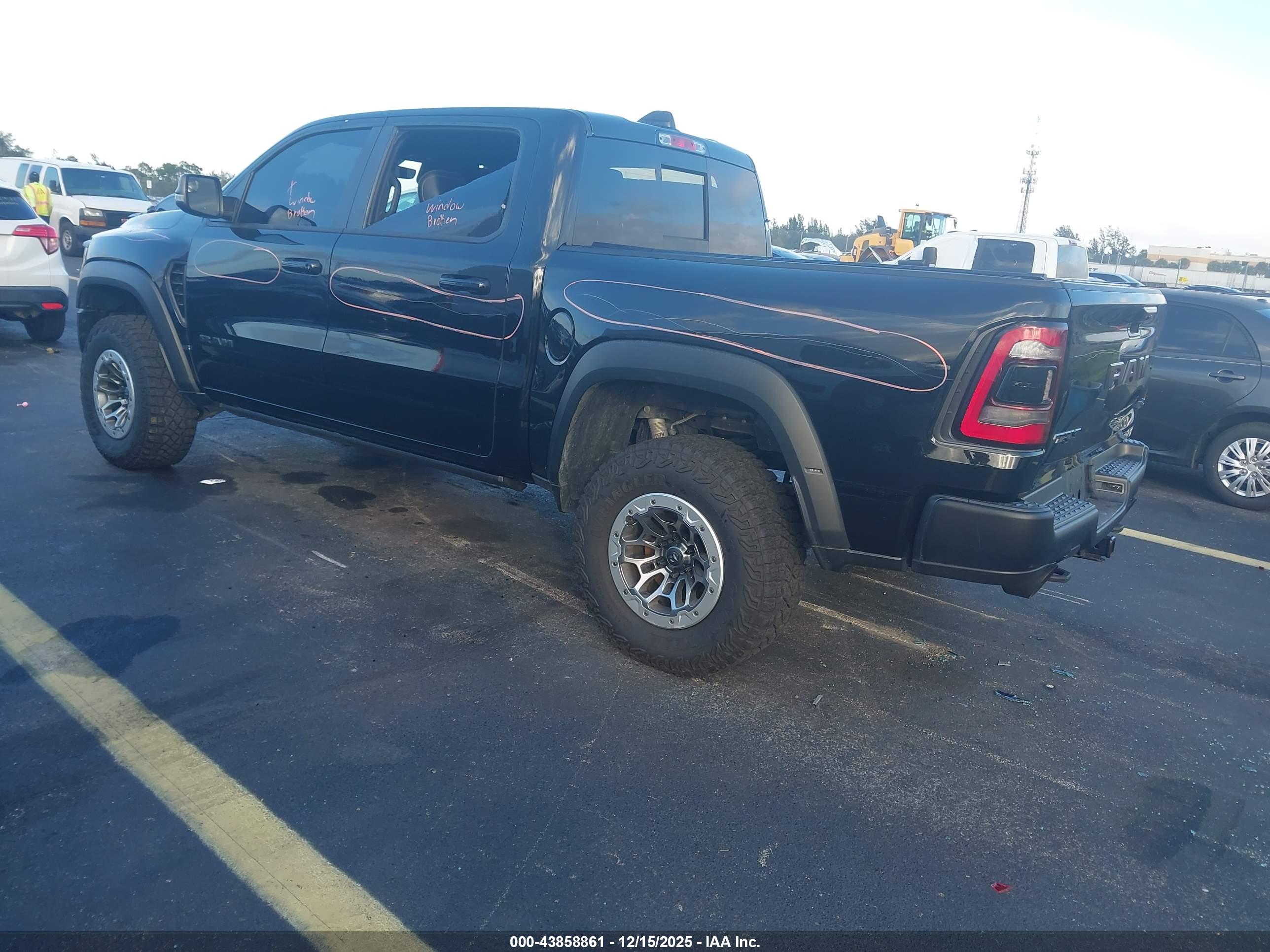 RAM 1500 image 3