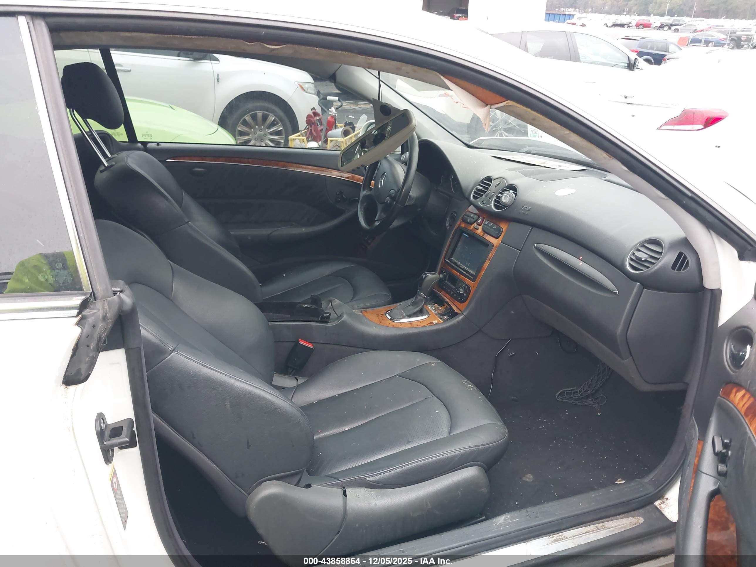 MERCEDES-BENZ CLK image 5
