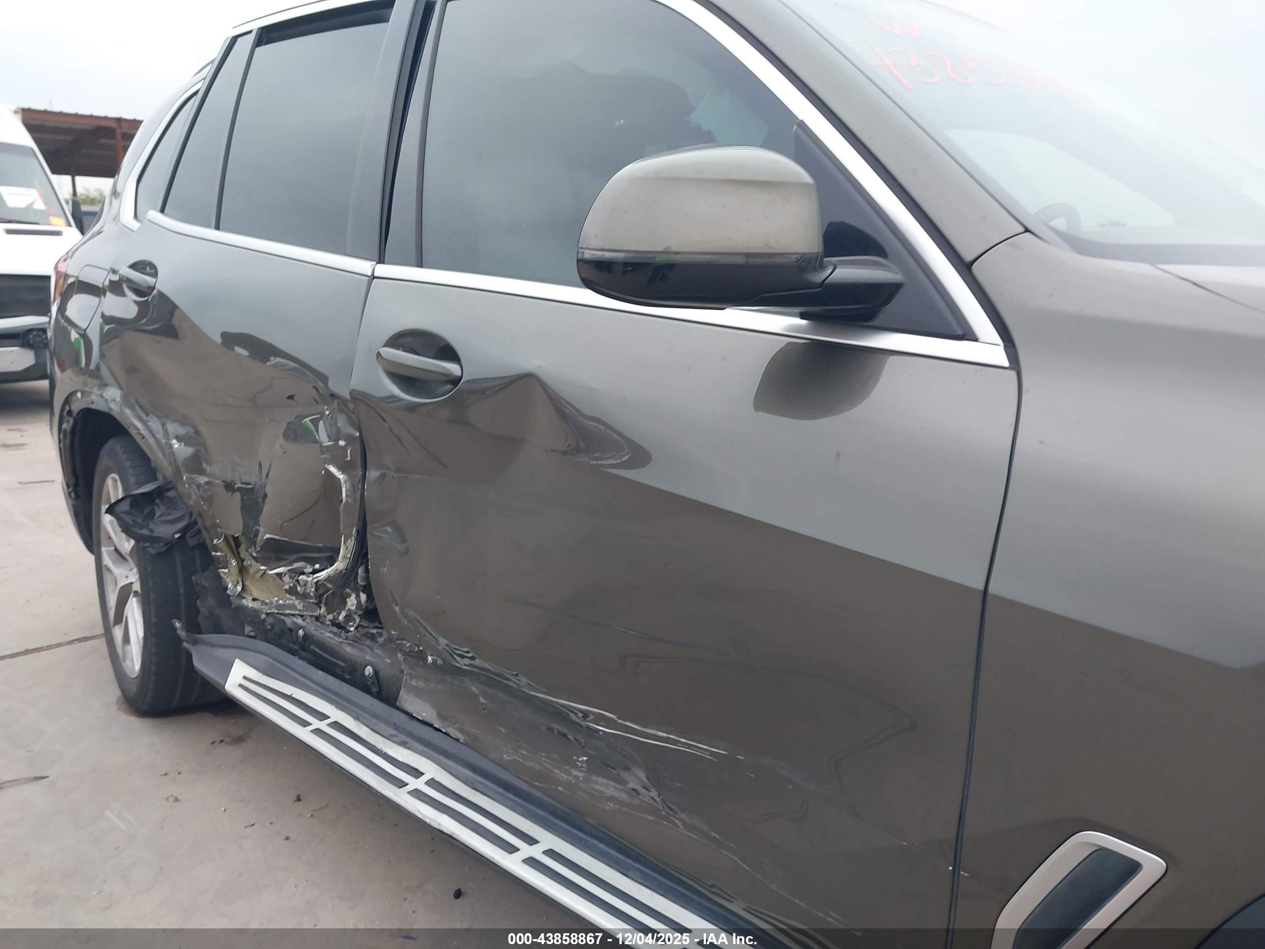 BMW X5 image 6