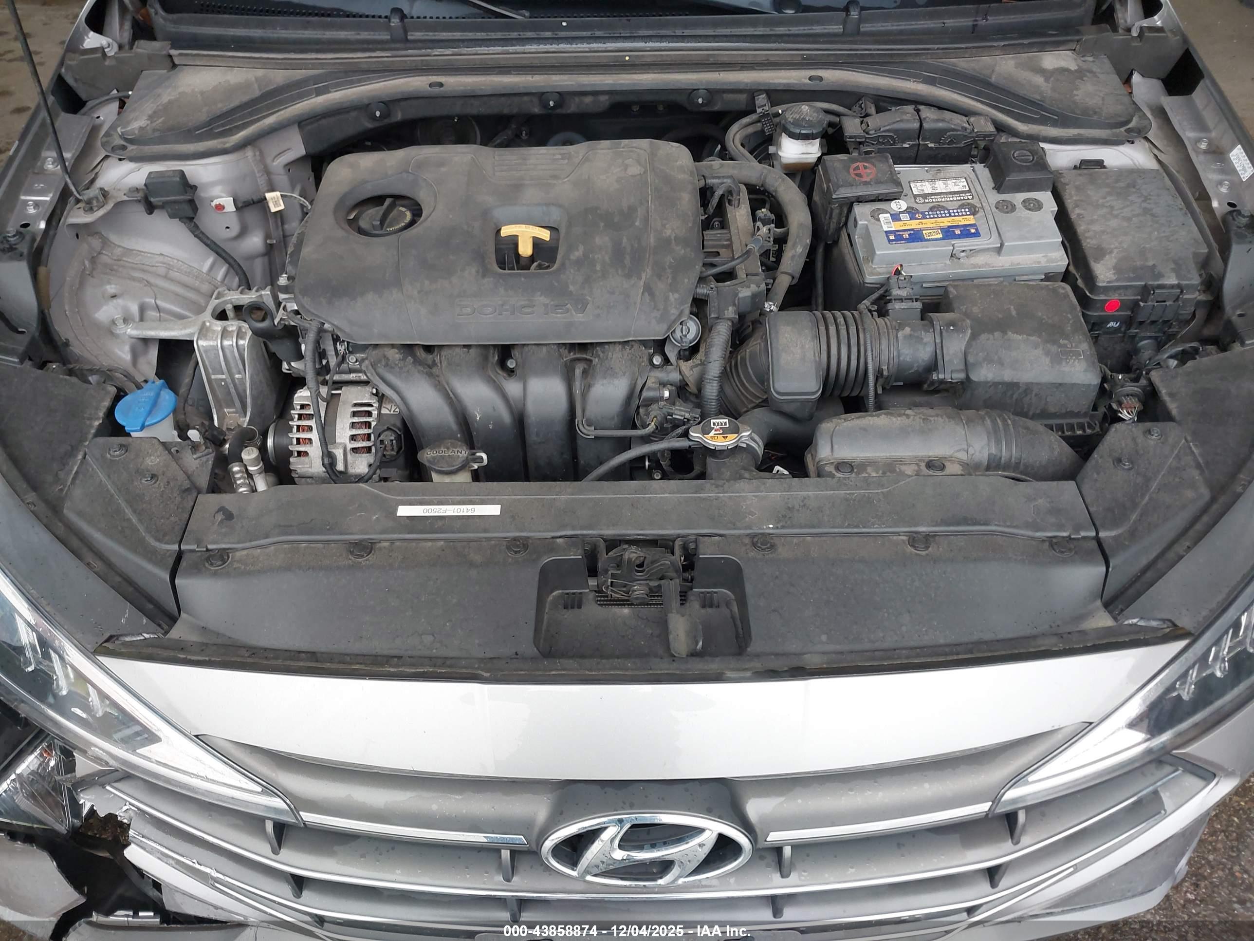HYUNDAI ELANTRA image 10