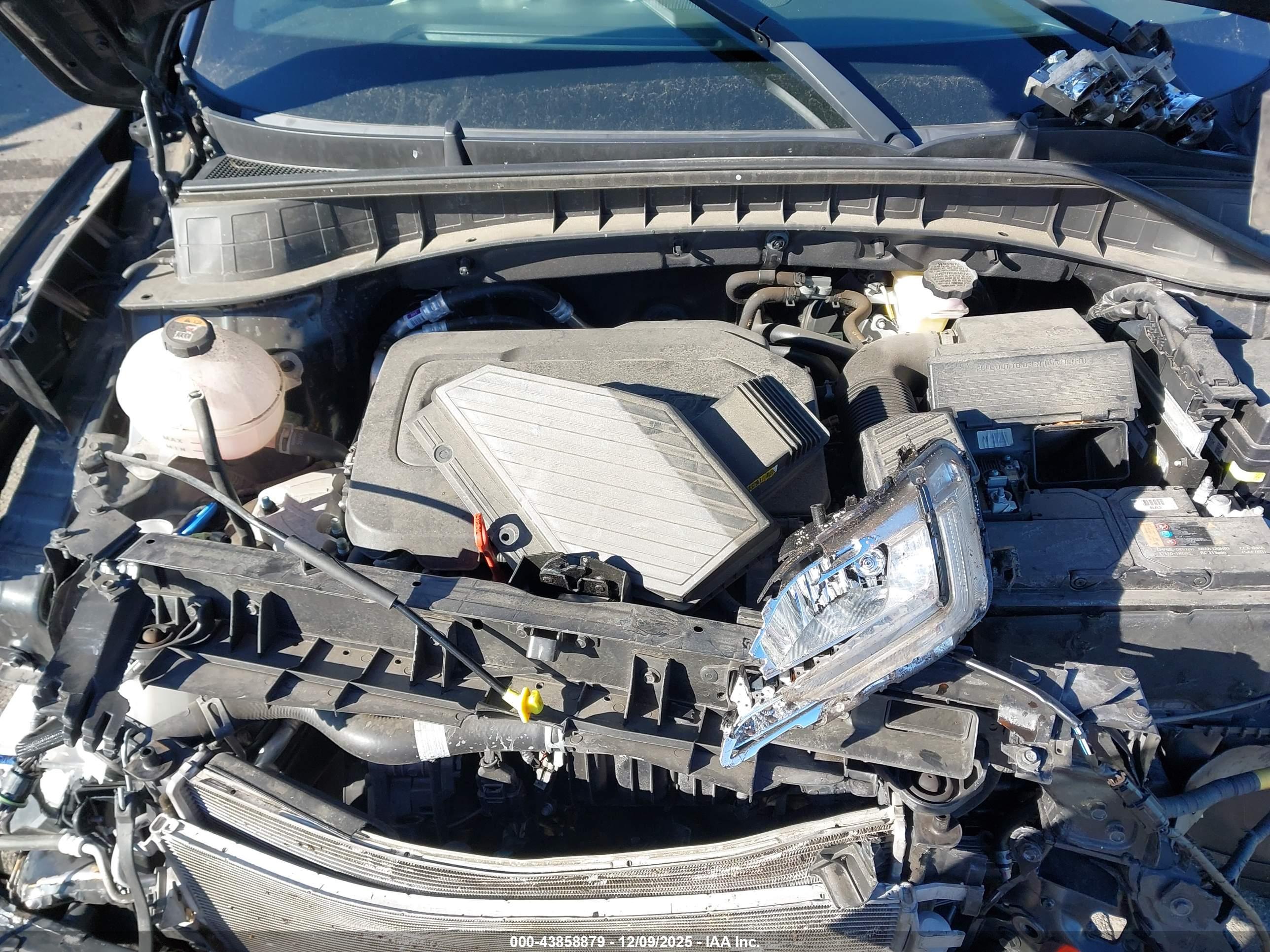 HYUNDAI TUCSON image 10