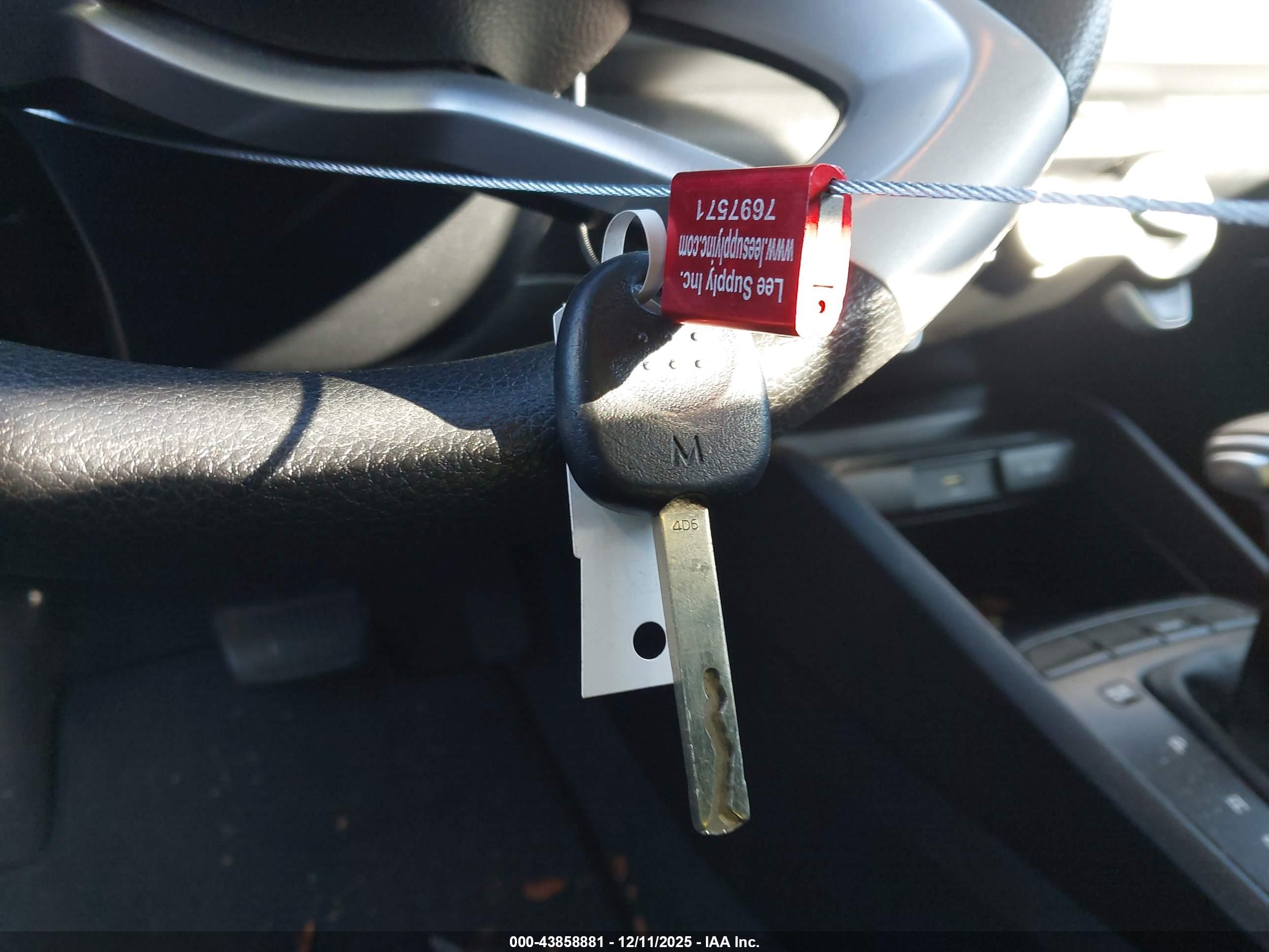 KIA RIO image 11