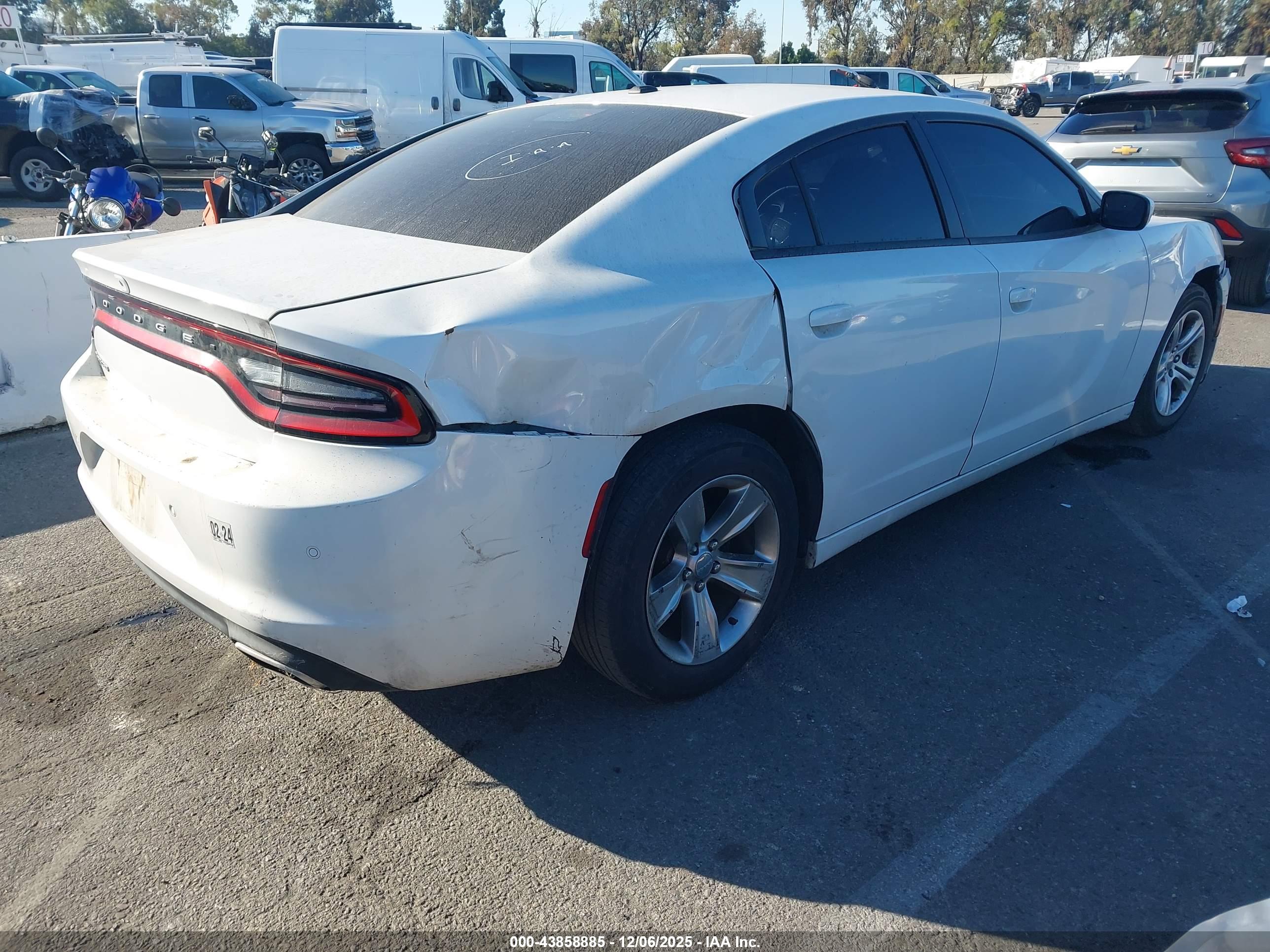 DODGE CHARGER image 4
