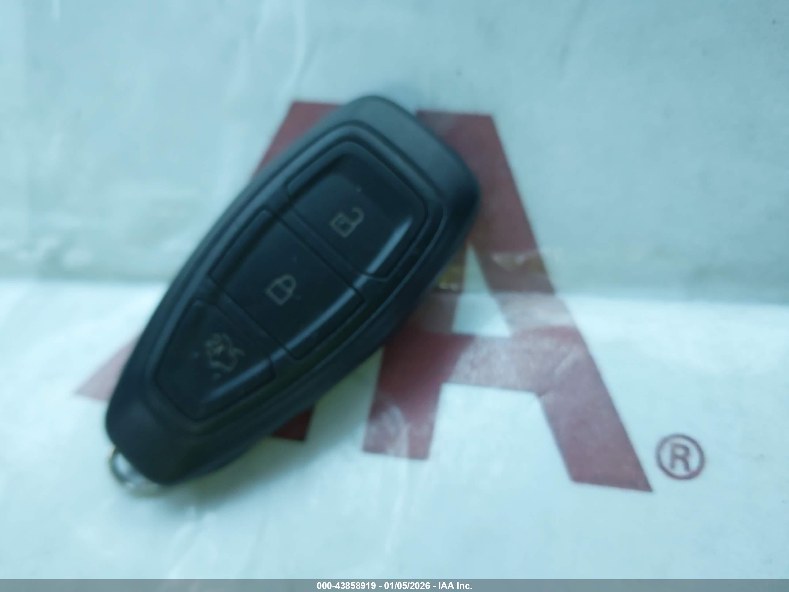 FORD FIESTA image 11