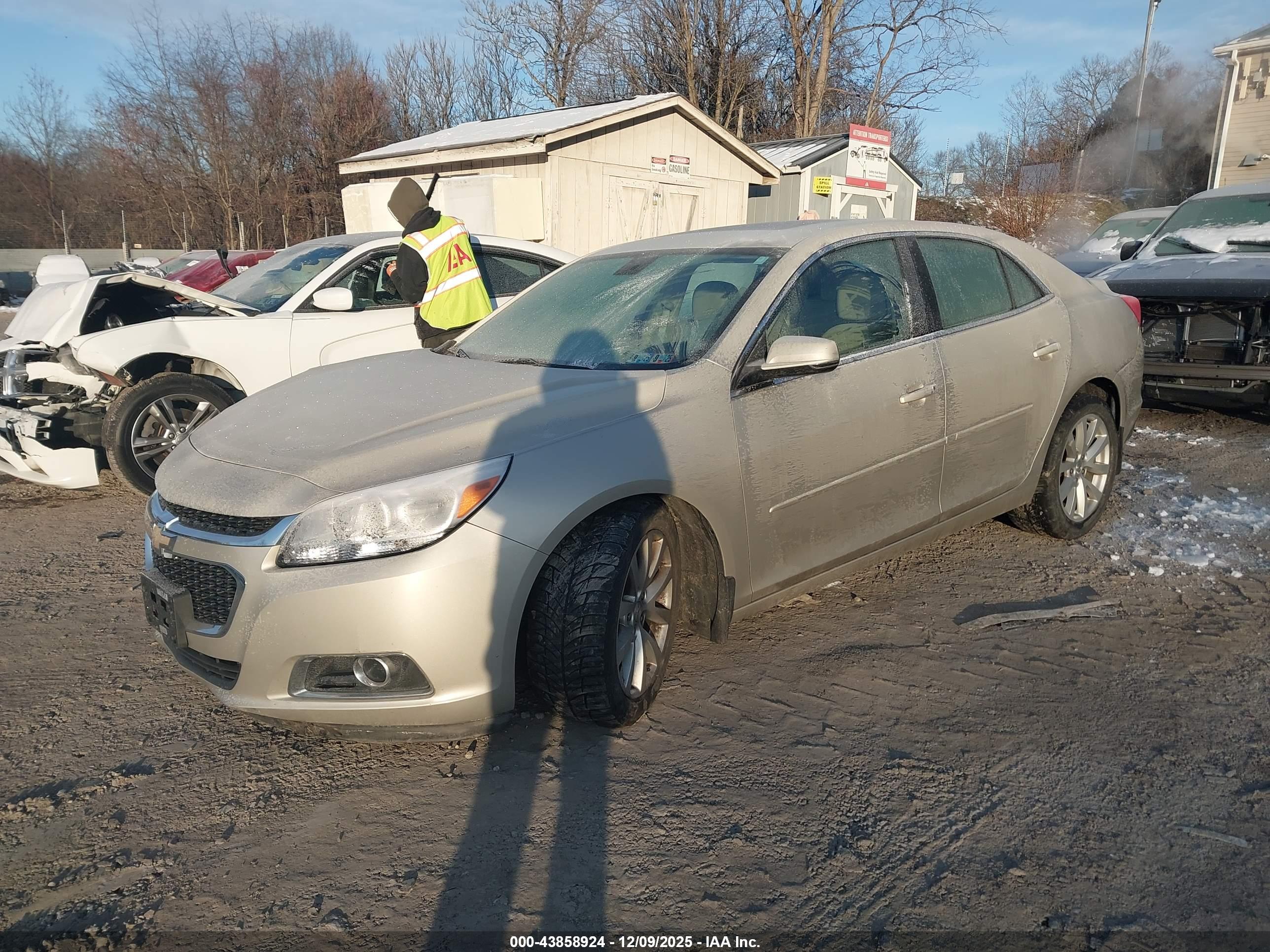 CHEVROLET MALIBU image 2
