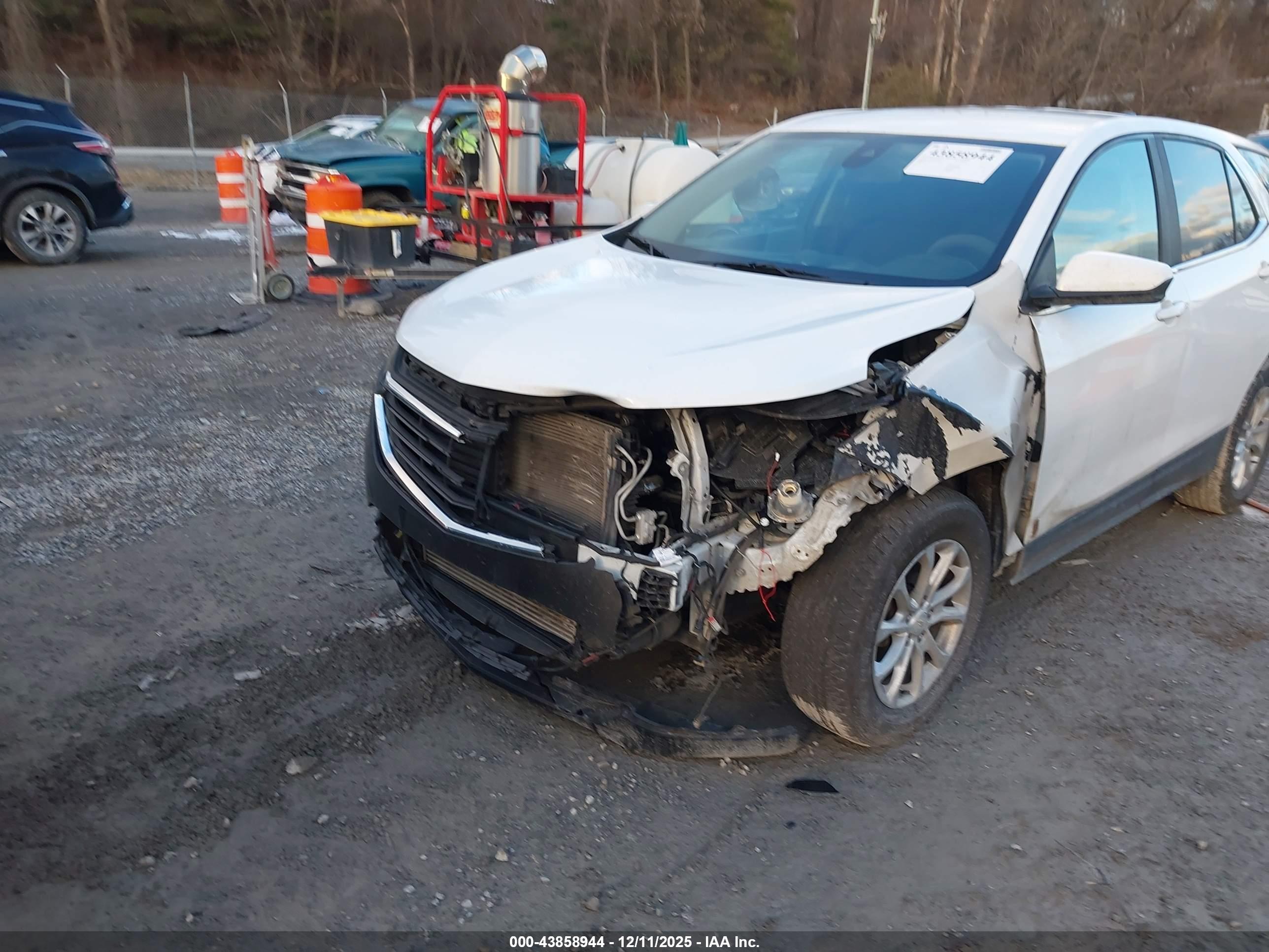 CHEVROLET EQUINOX image 6