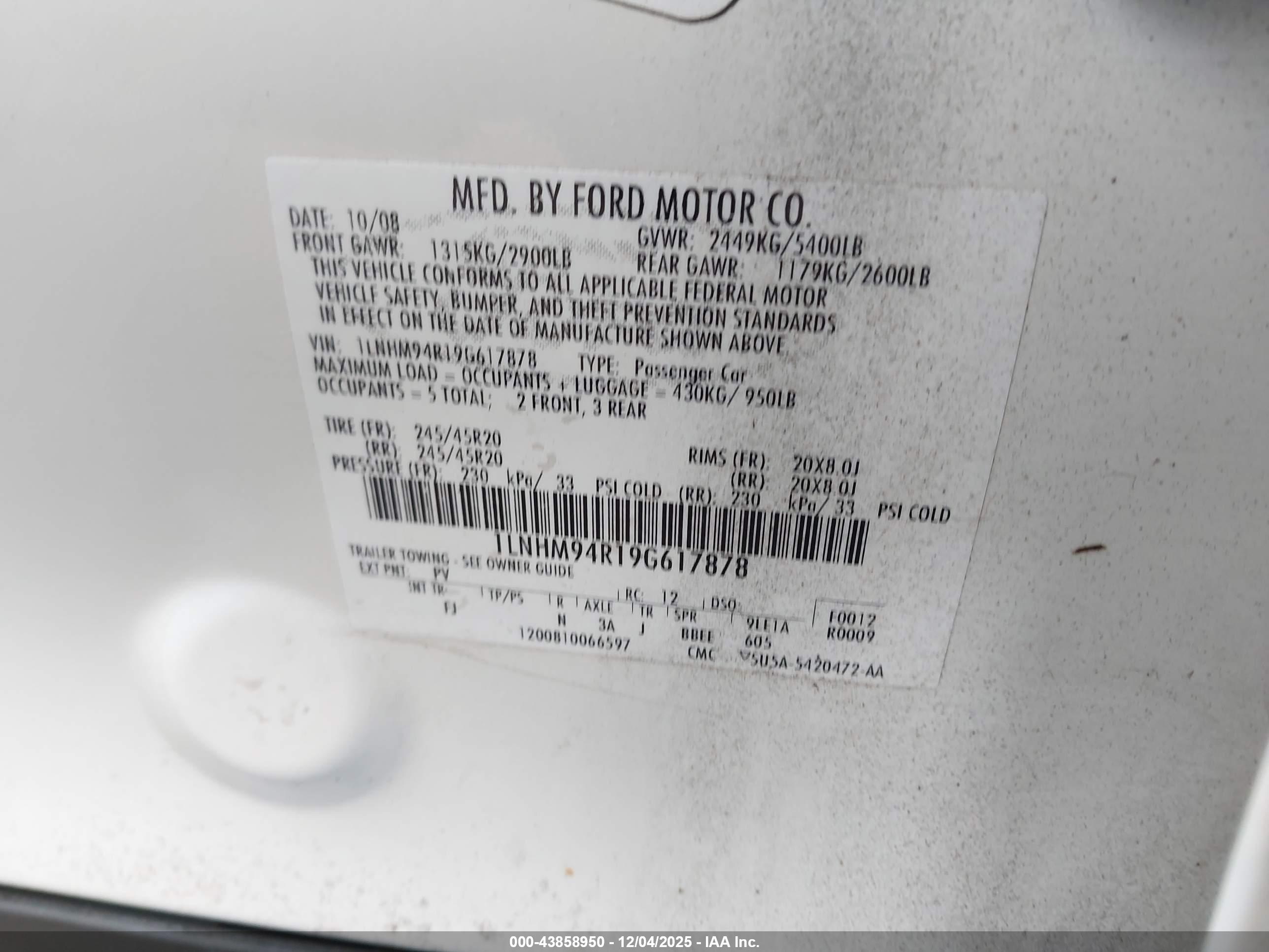 LINCOLN MKS image 9