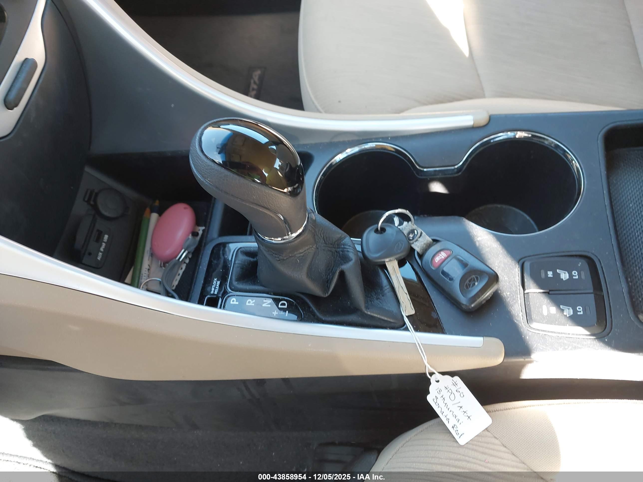HYUNDAI SONATA image 11