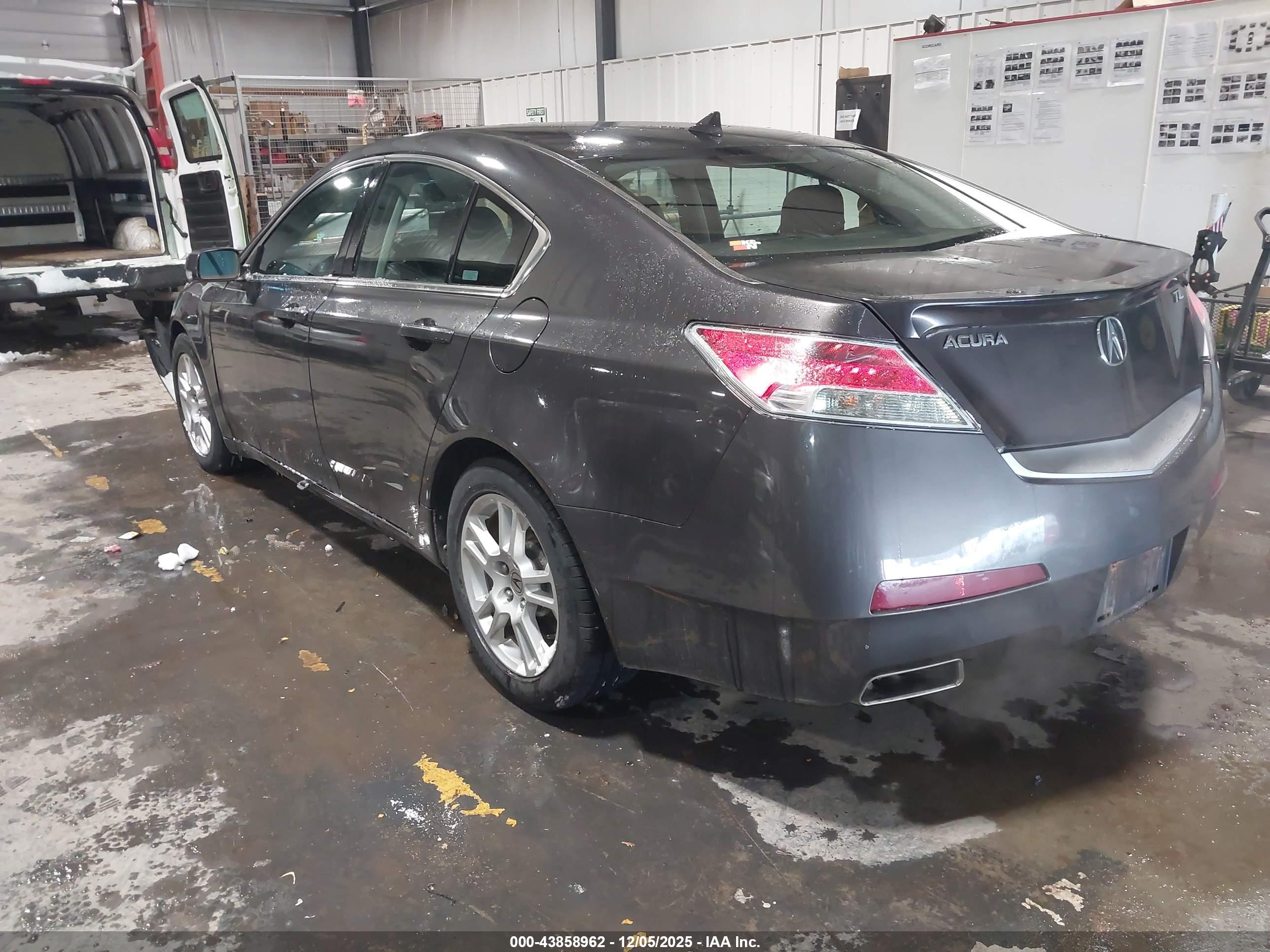 ACURA TL image 3