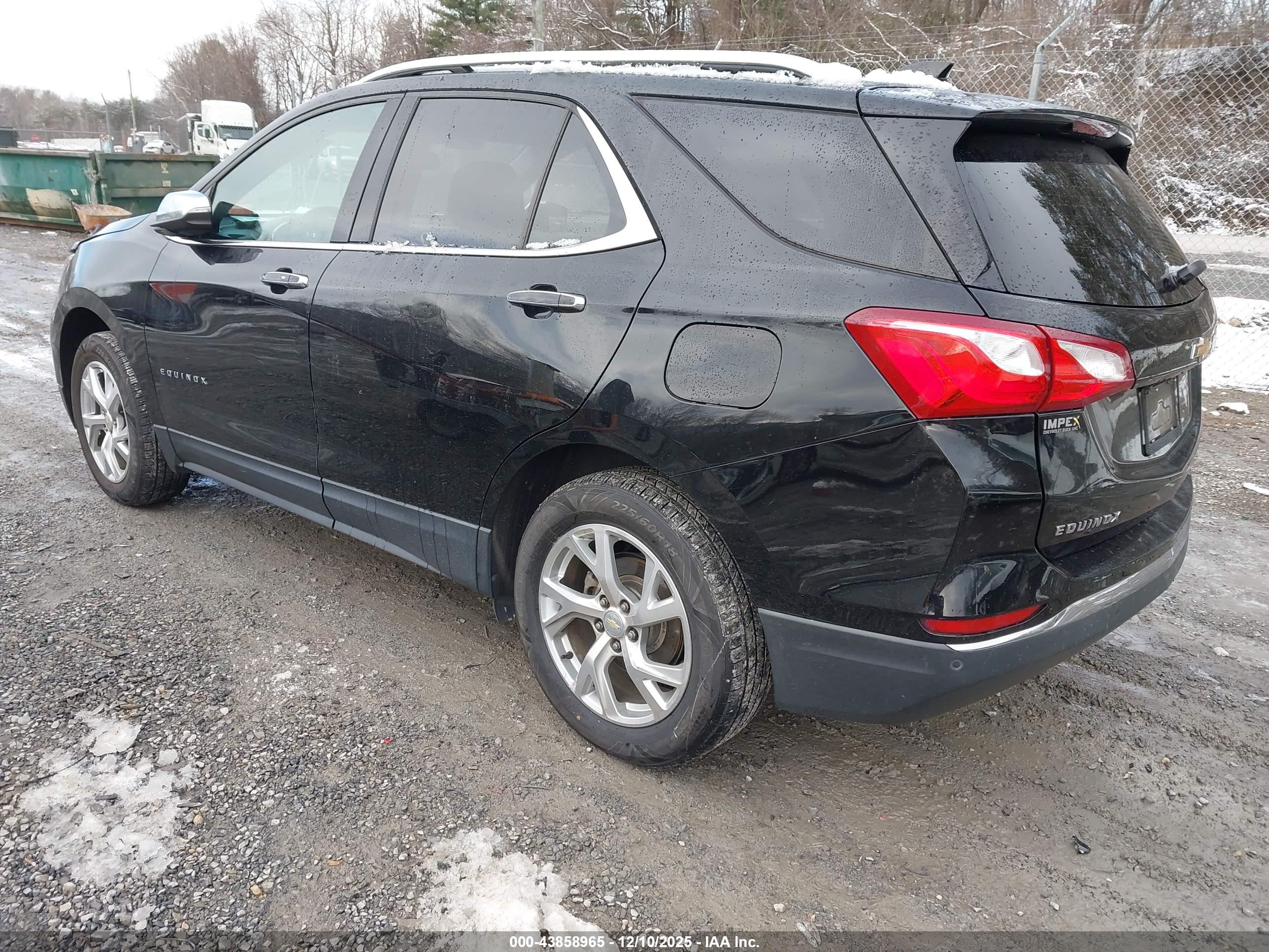 CHEVROLET EQUINOX image 3