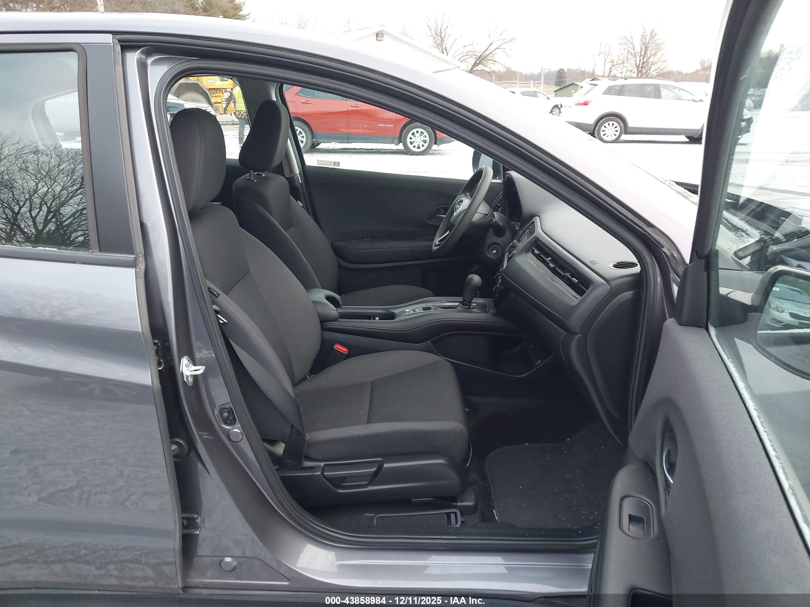 HONDA HR-V image 5