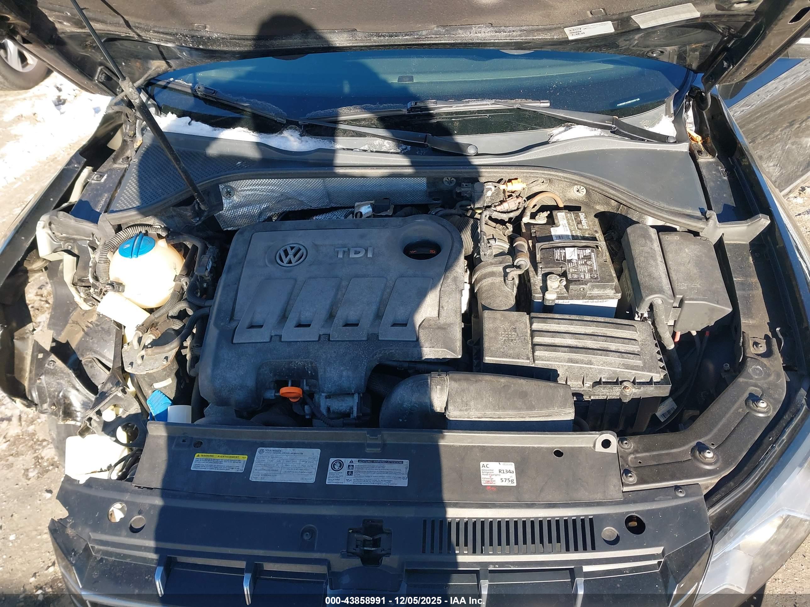 VOLKSWAGEN PASSAT image 10