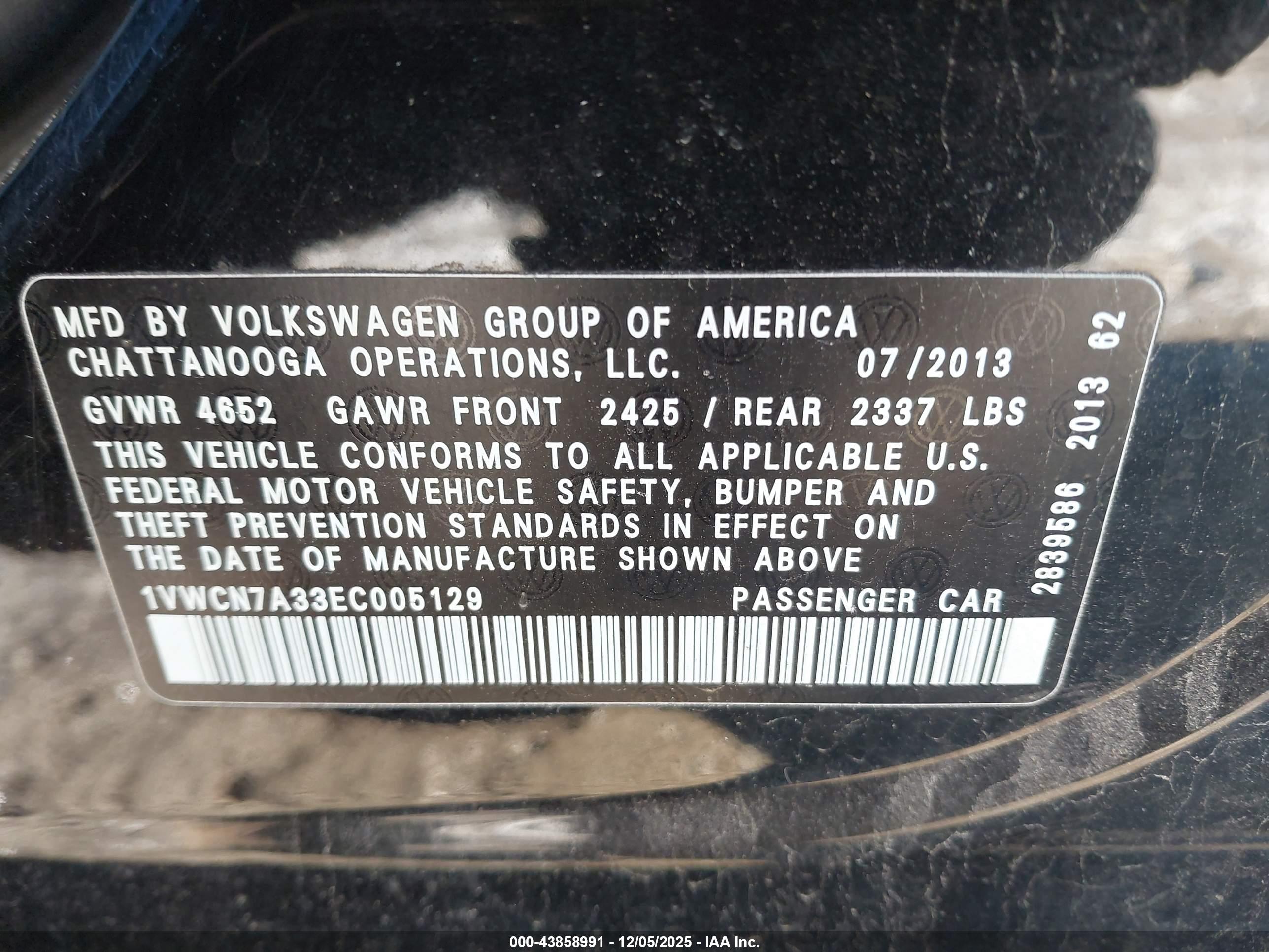 VOLKSWAGEN PASSAT image 9