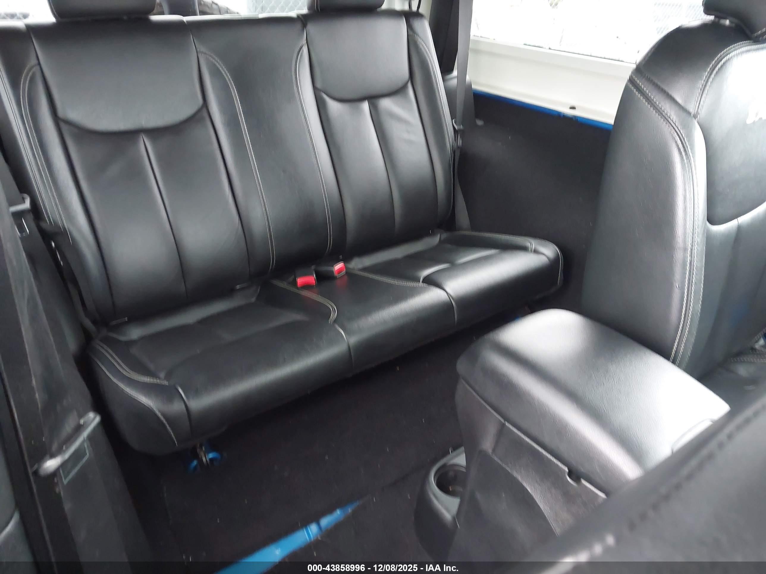 JEEP WRANGLER image 8