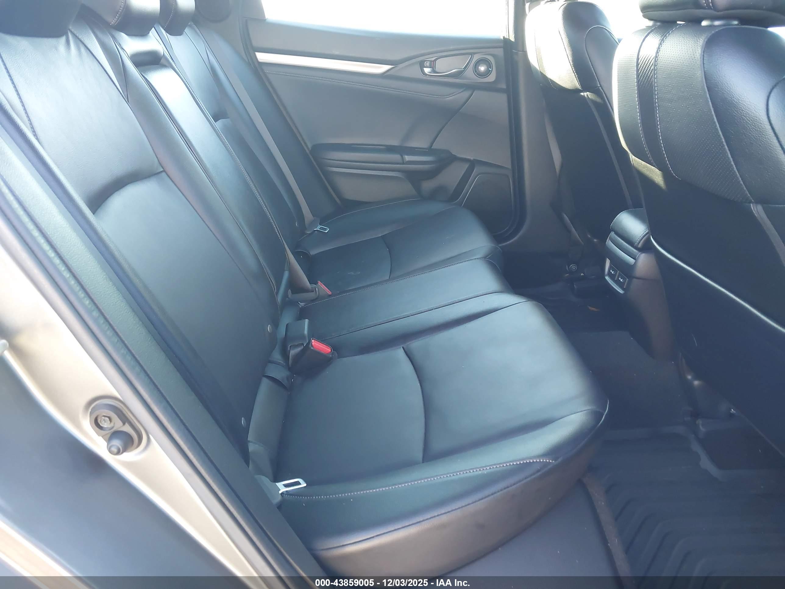 HONDA CIVIC image 8