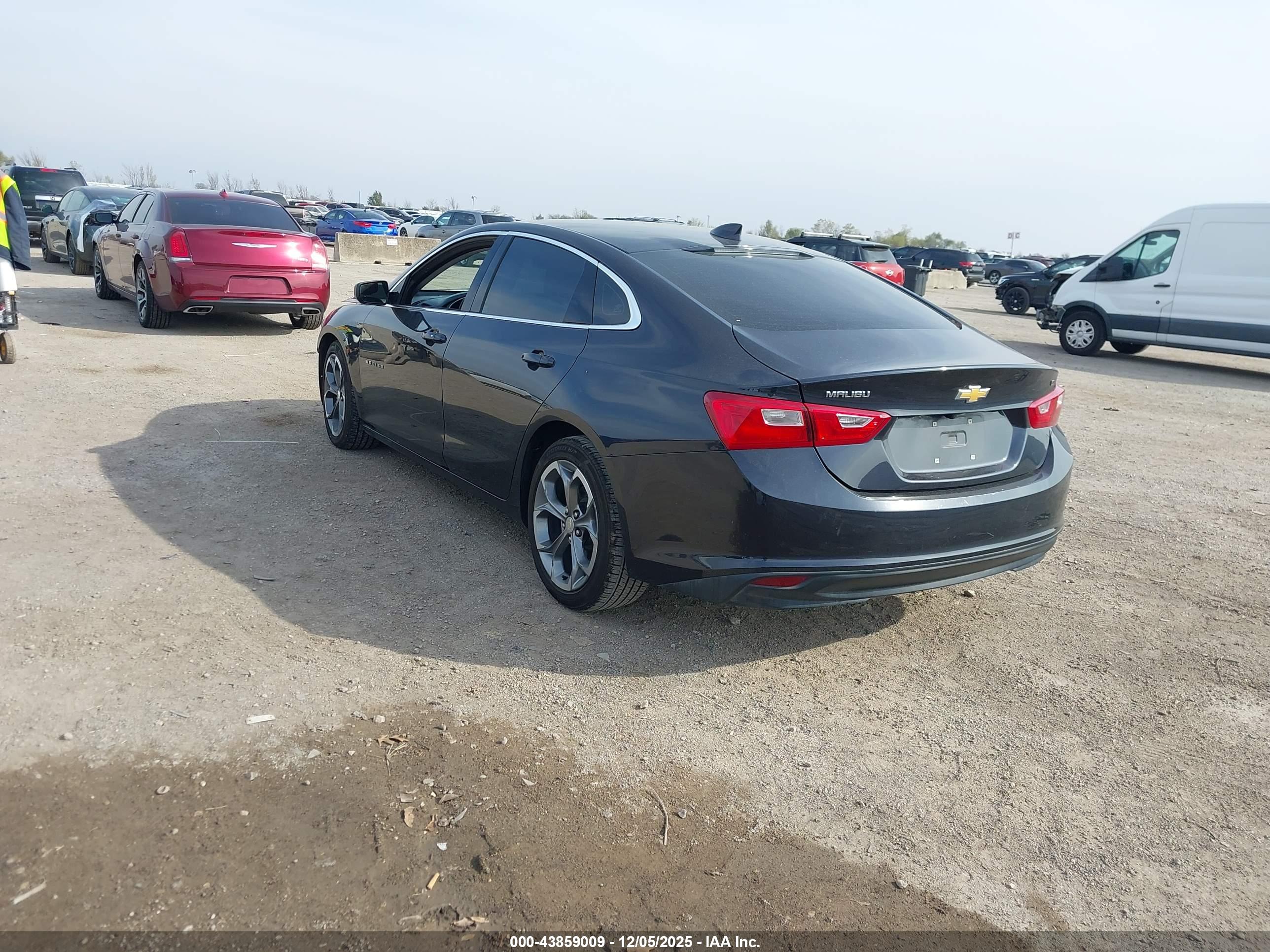 CHEVROLET MALIBU image 3